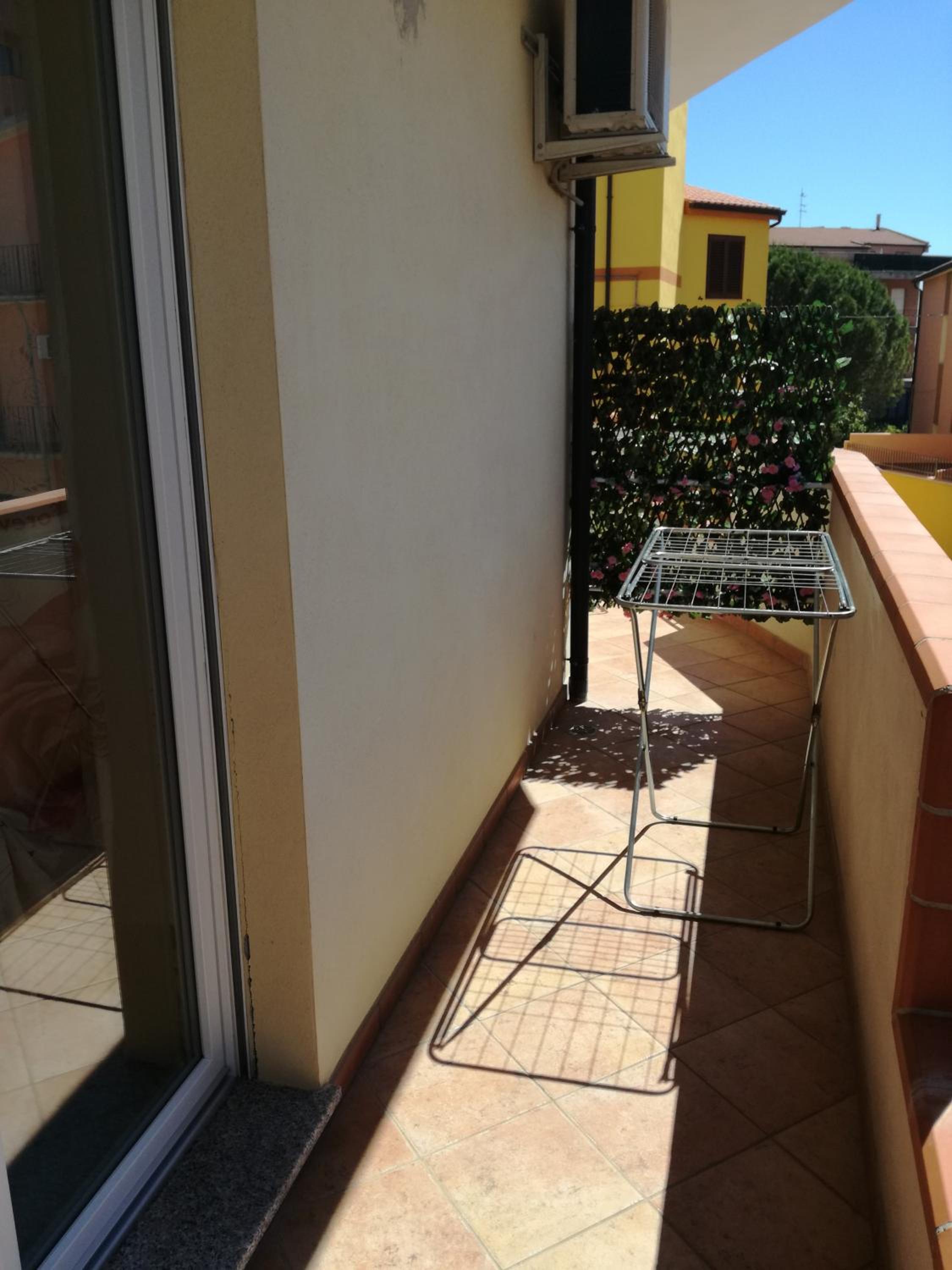 Double Room with Private Bathroom - Photo 6