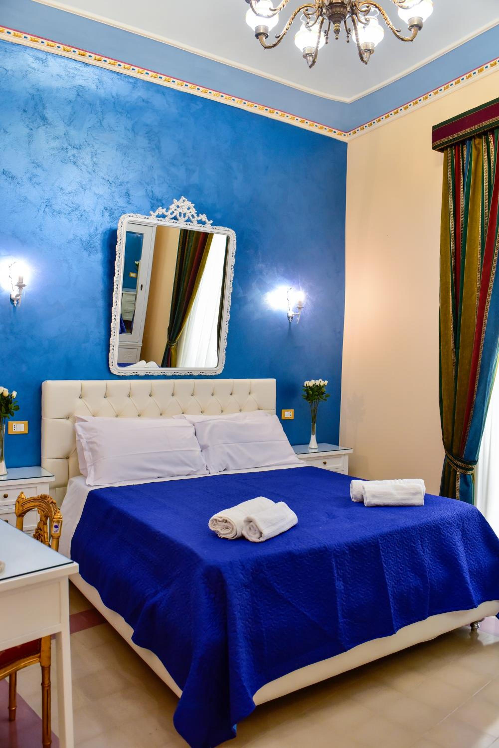 Double Room - Photo 6