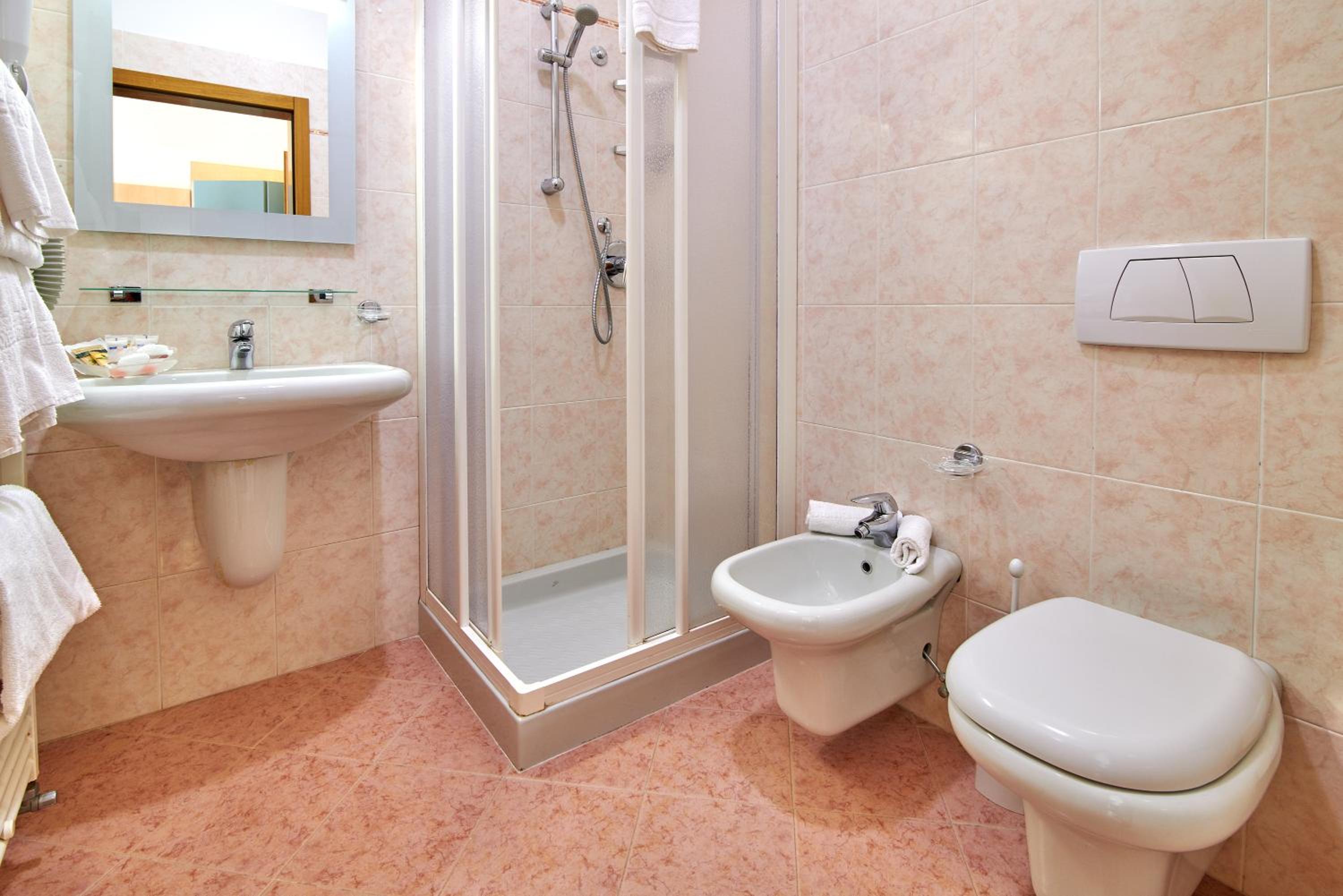 Budget Double or Twin Room with Back View  photo 3