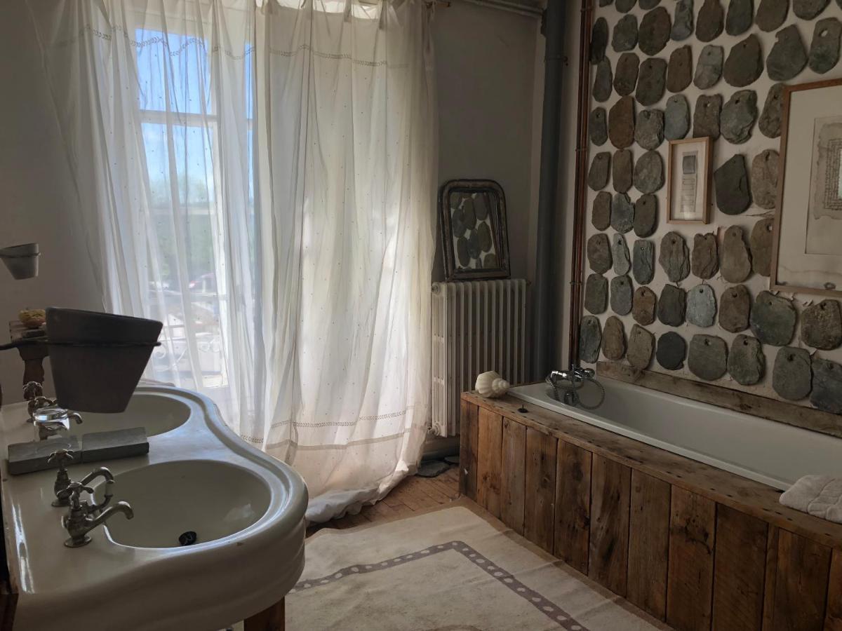 Family Room with Bath - Photo 5