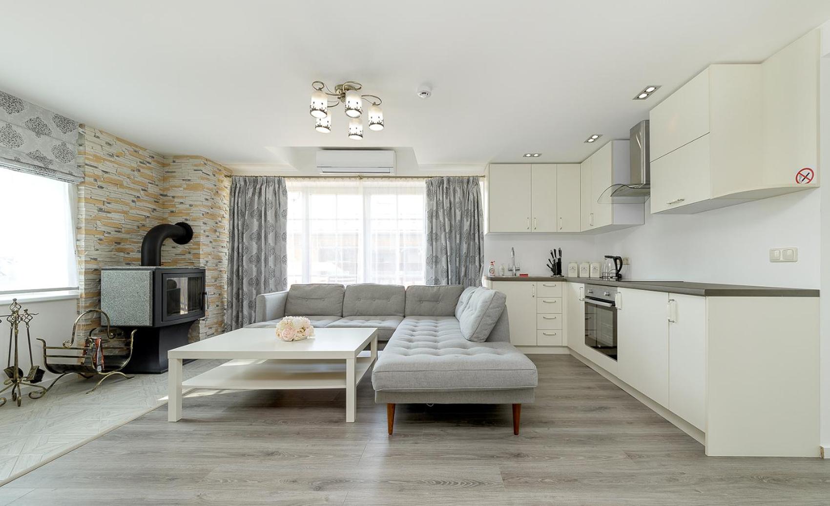 Two-Bedroom Chalet - Photo 8