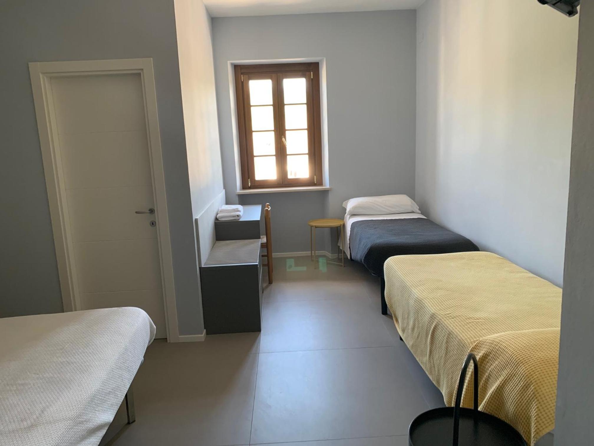 Double Room - Photo 4
