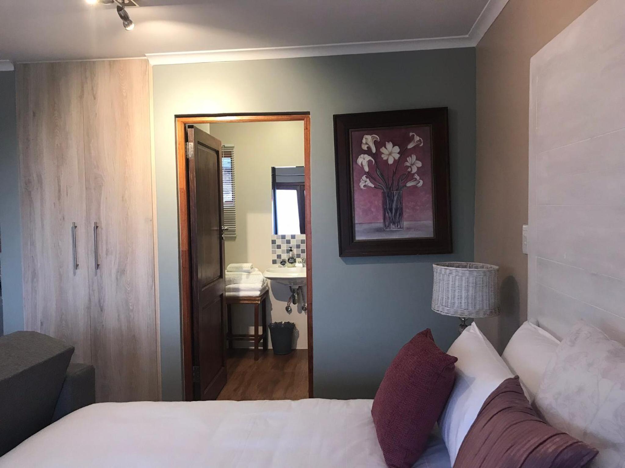 Deluxe Family Suite - Photo 3