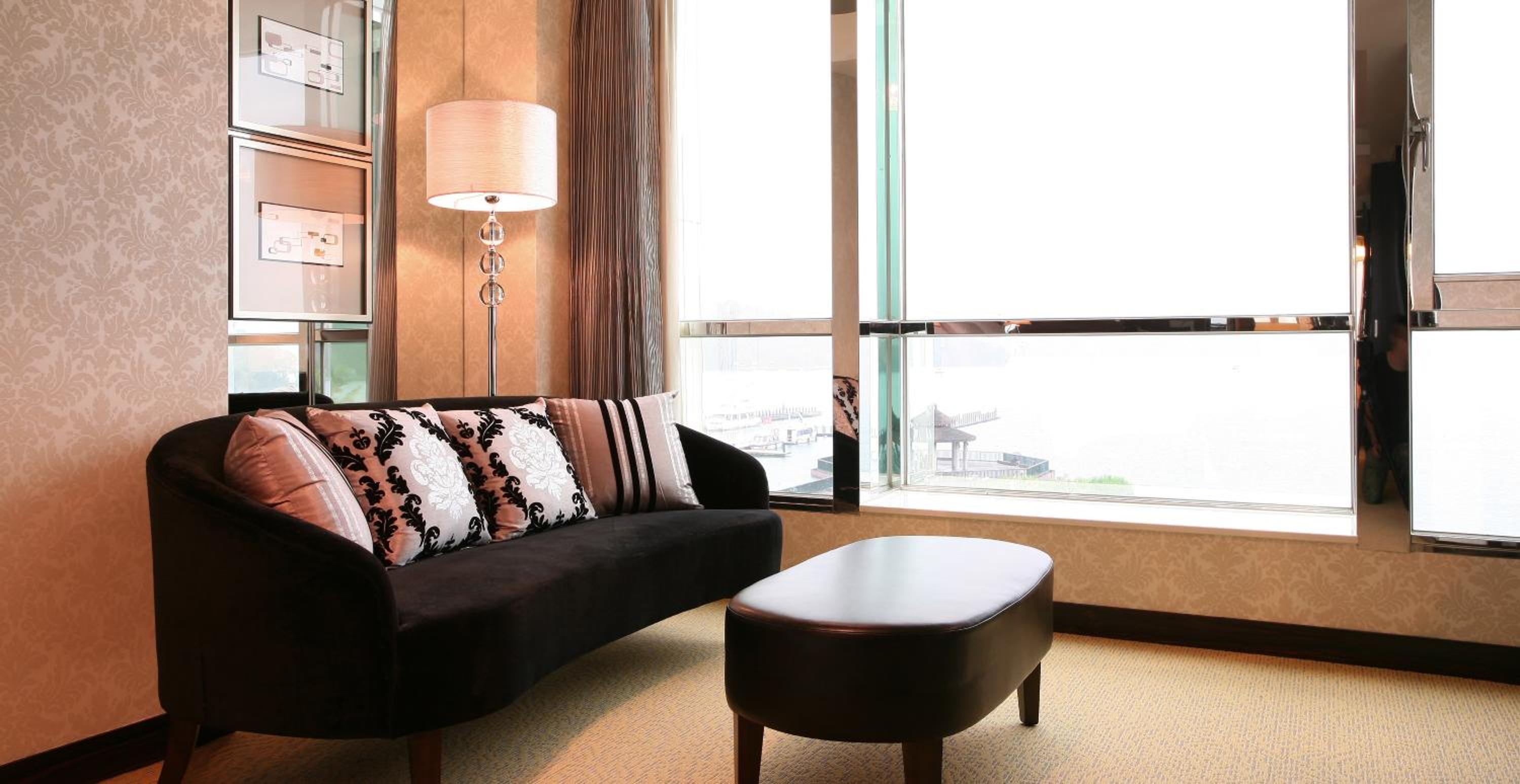 Moon Double Room with Lake View - Photo 7