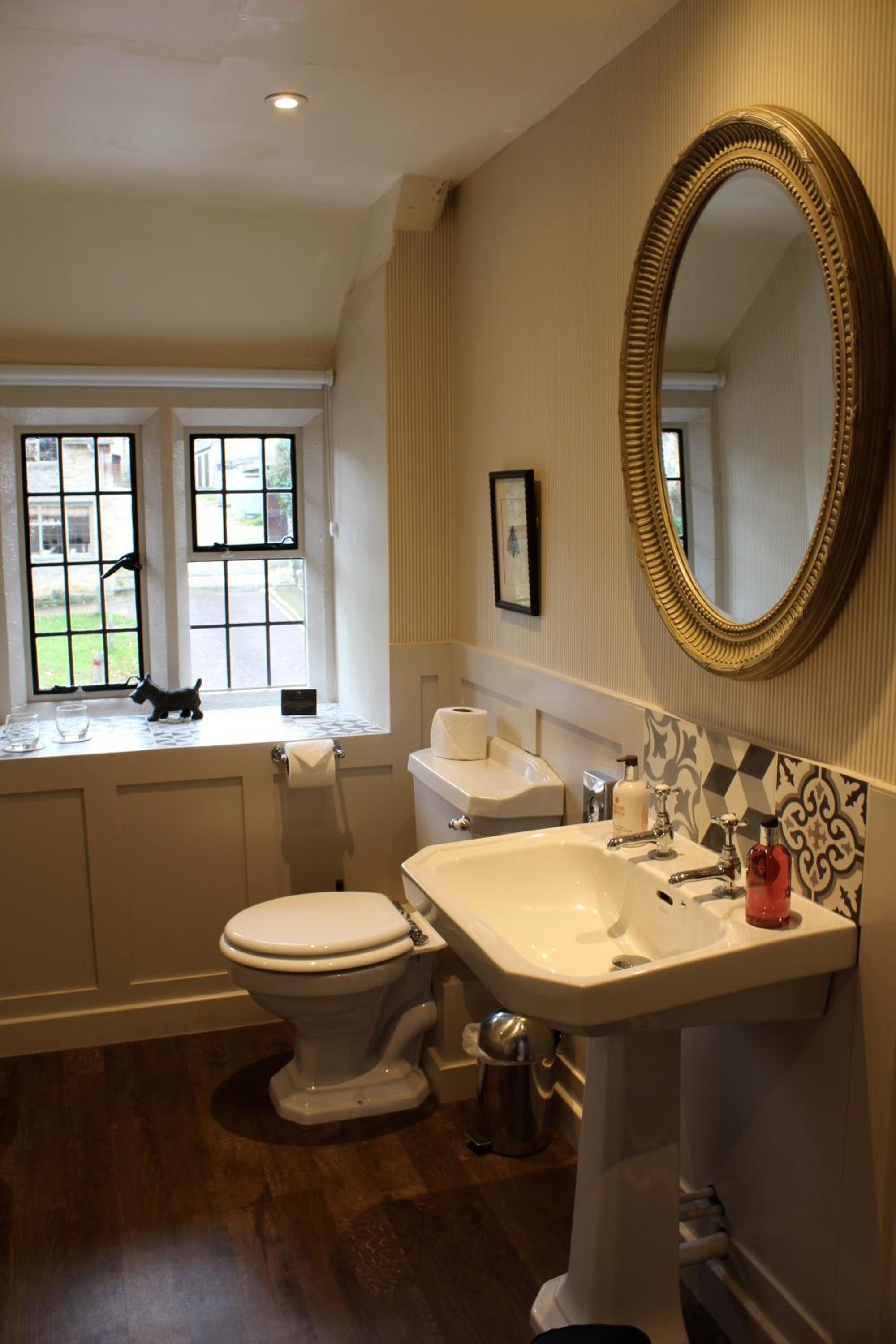 Superior Double or Twin Room - Photo 3
