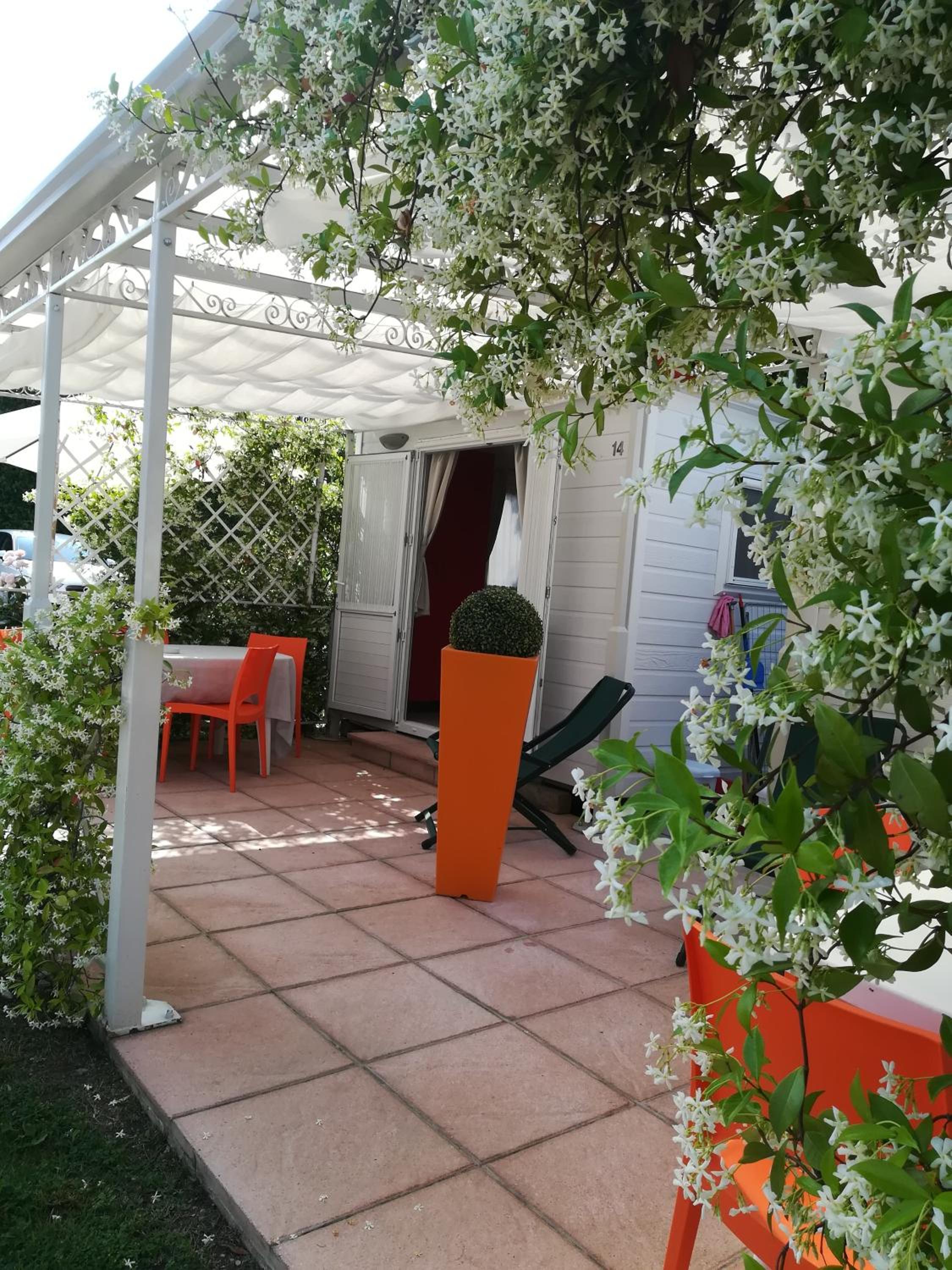 Two-Bedroom Mobile Home photo 2