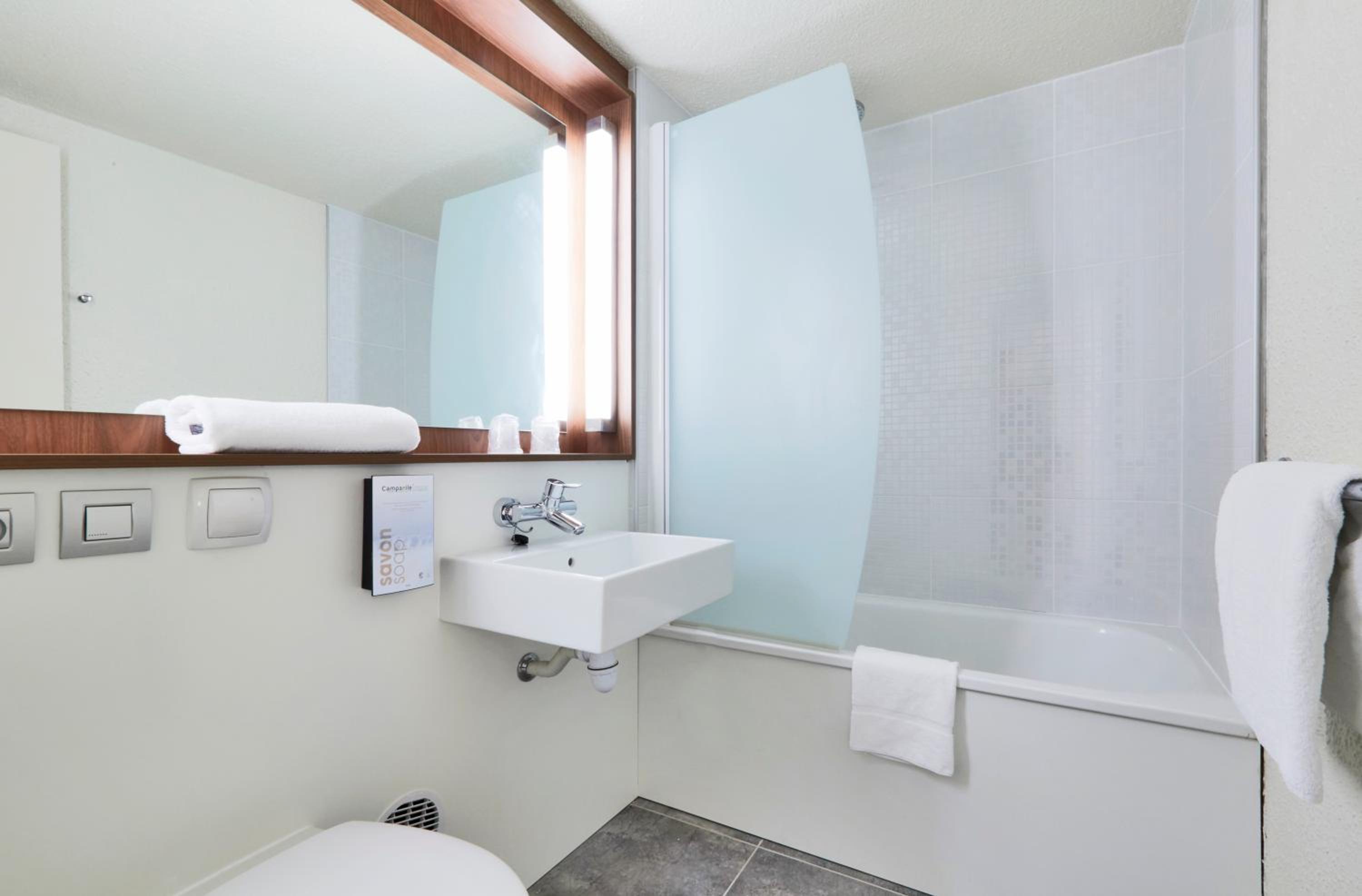 Superior King Room - Photo 5