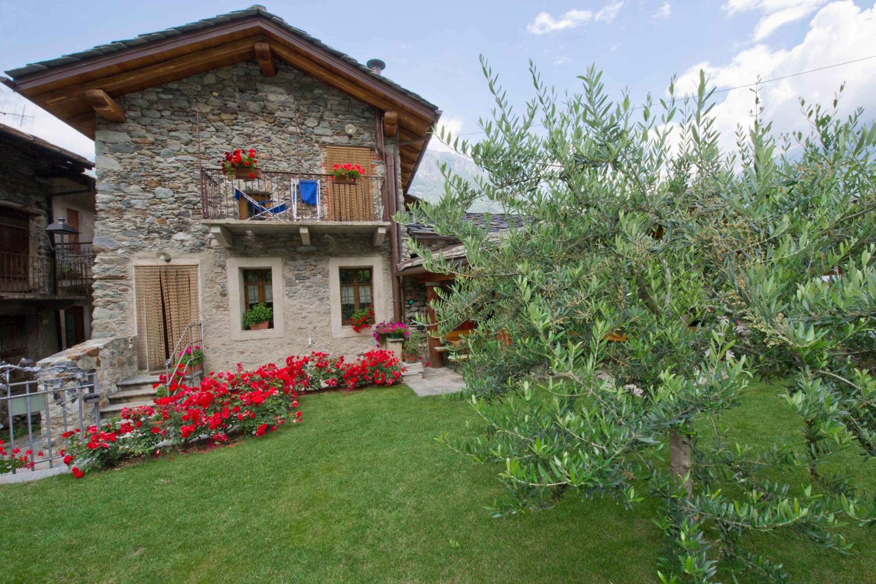 Suite with Garden View - Photo 5