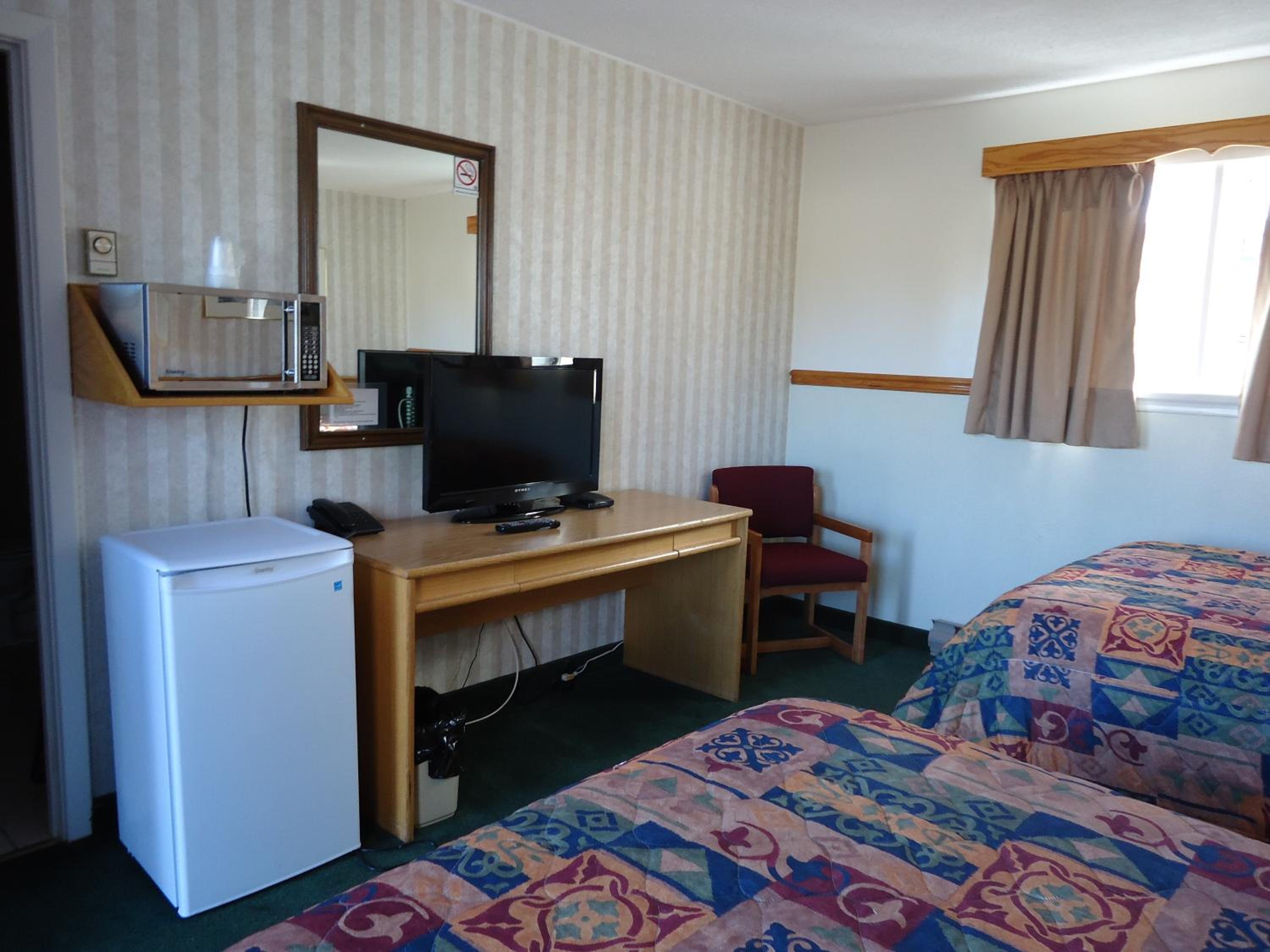 Double Room with Two Double Beds - Non-Smoking - Photo 5
