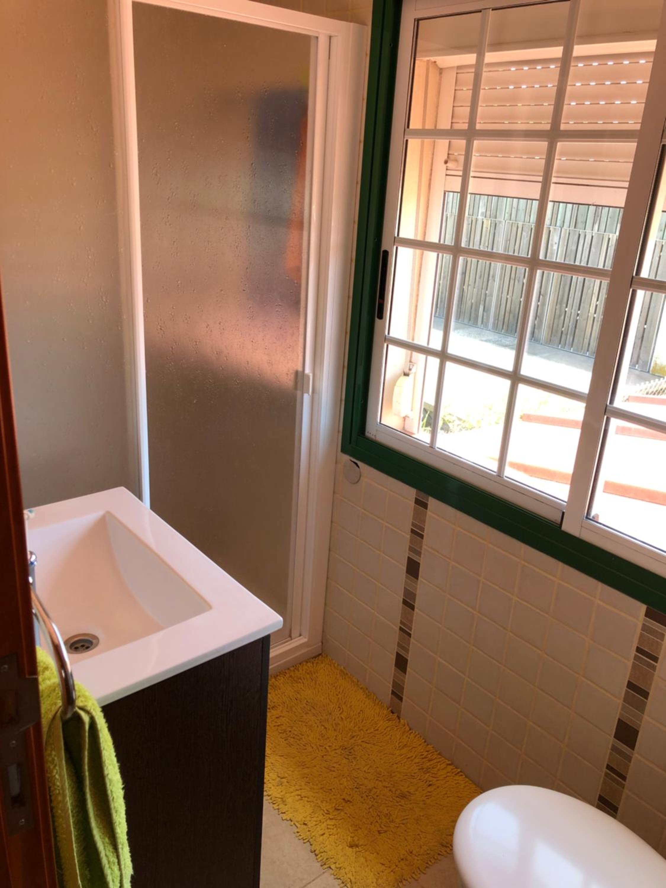 Studio Apartment - Photo 6
