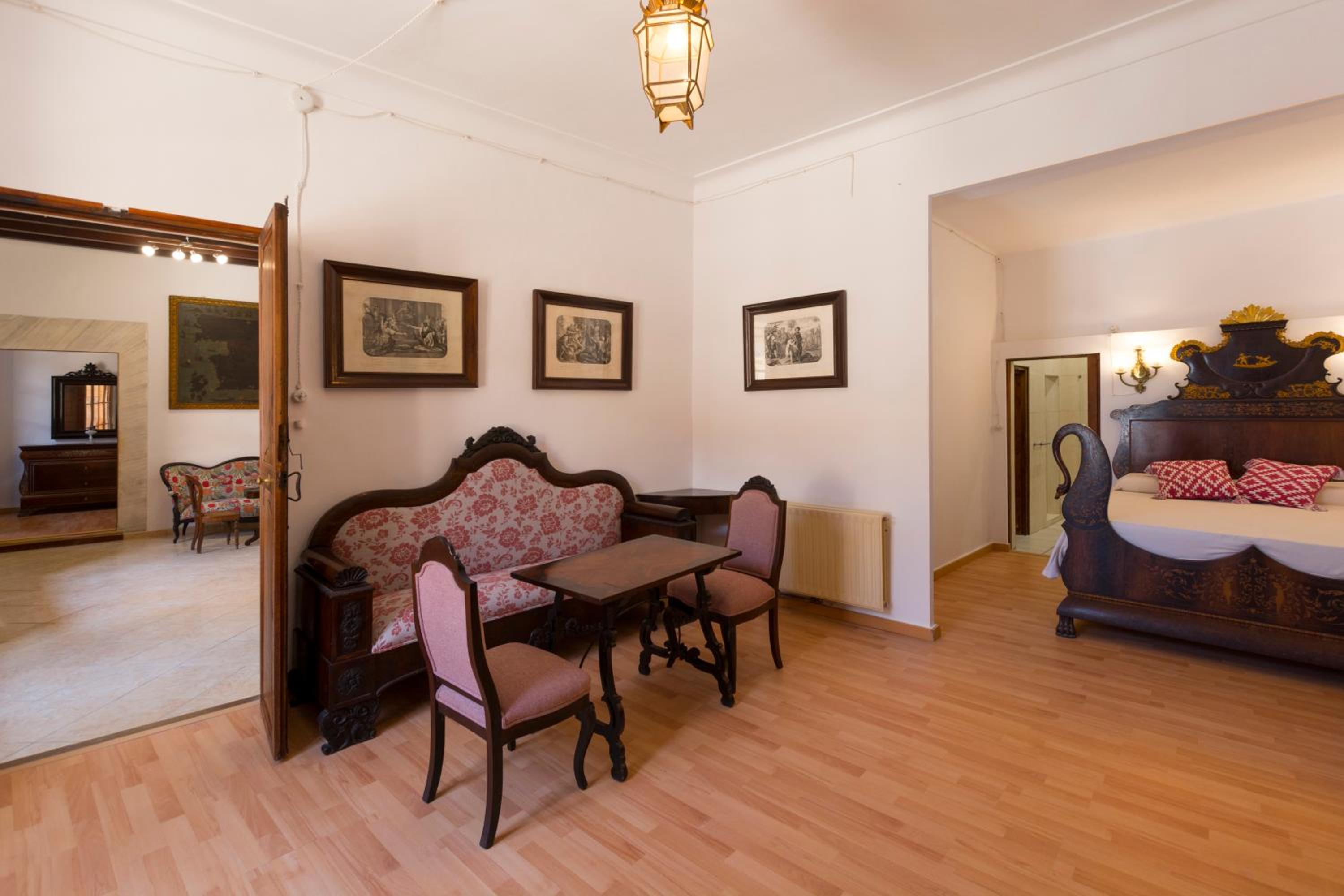 Casa de cuatro habitaciones