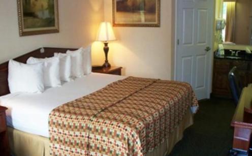 King Room - Disability Access/Non-Smoking - Photo 2