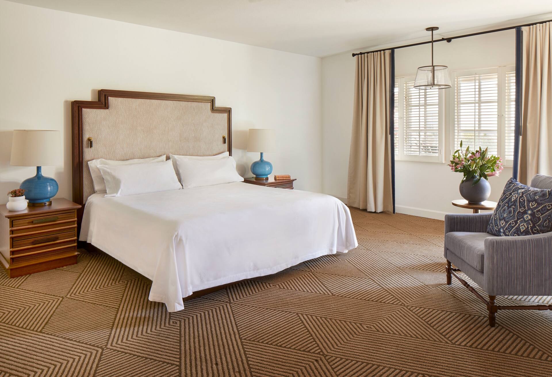 Resort Casita King Mob/acc W/ Bathtub