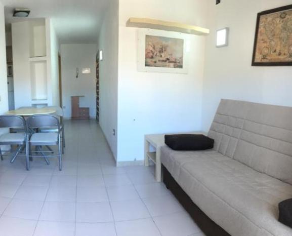 Apartamento con Balcón
