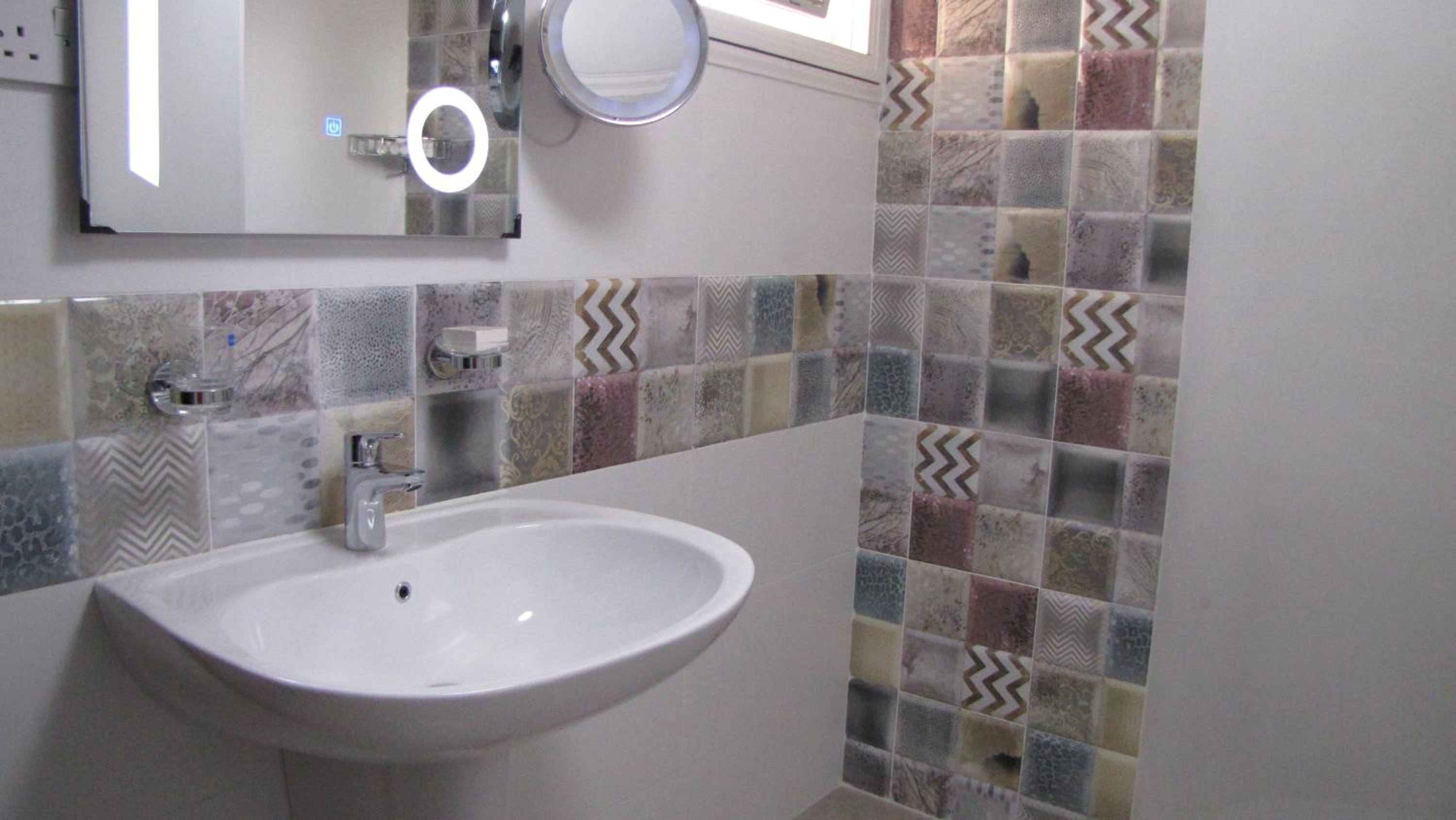 One-Bedroom Apartment - Photo 21