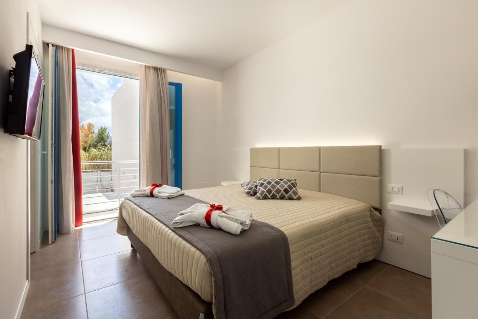 Deluxe Double Room photo 3