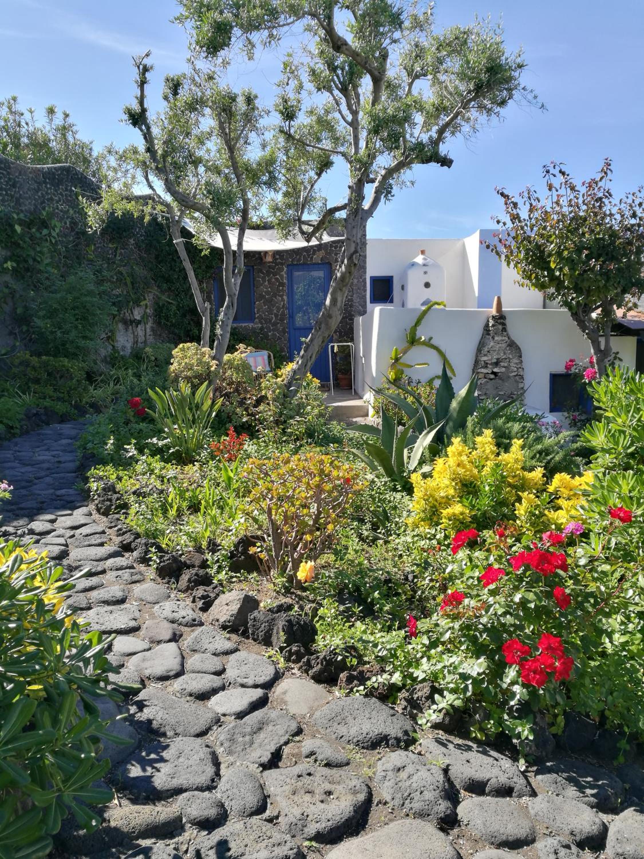 Double Room with Terrace - Photo 3