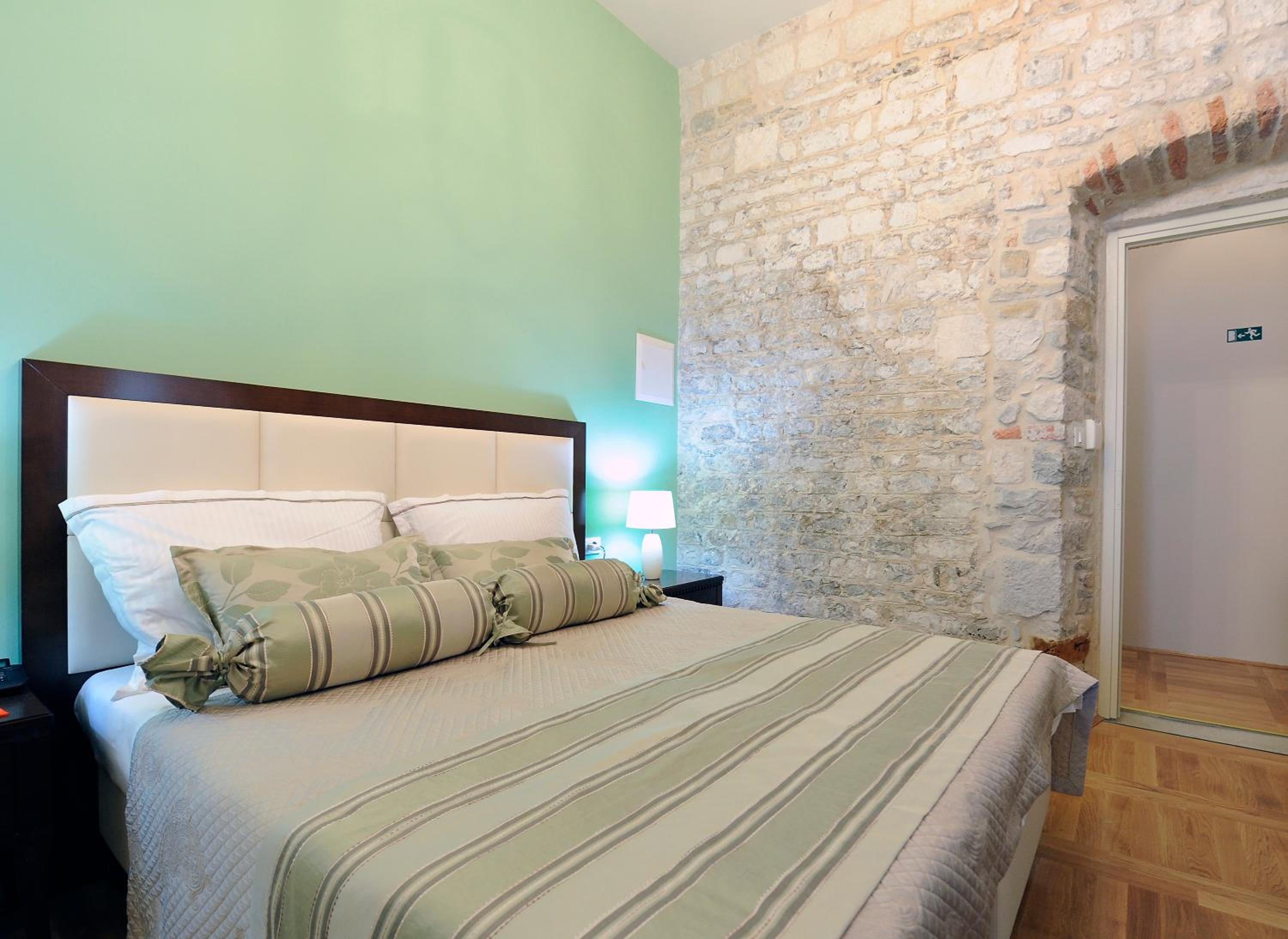 Superior Double Room - Photo 4