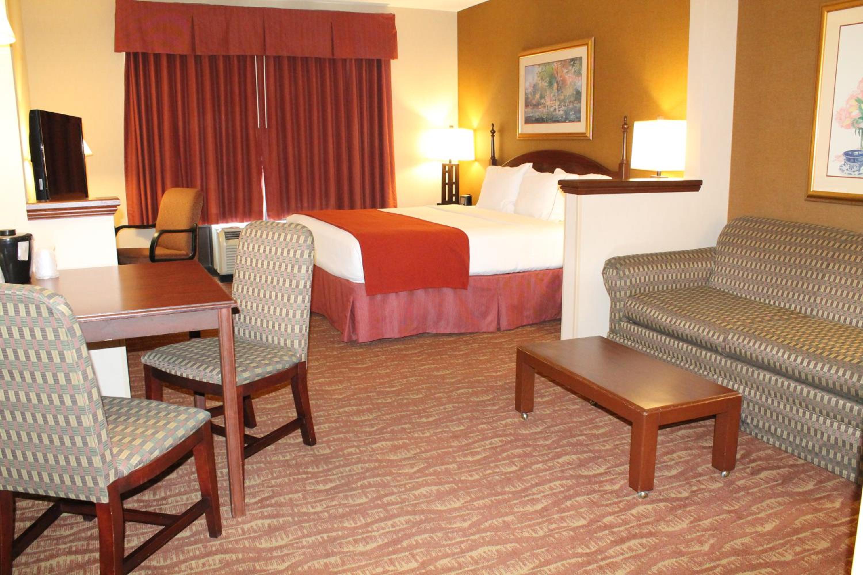 King Room with Spa Bath - Non-Smoking - Photo 1