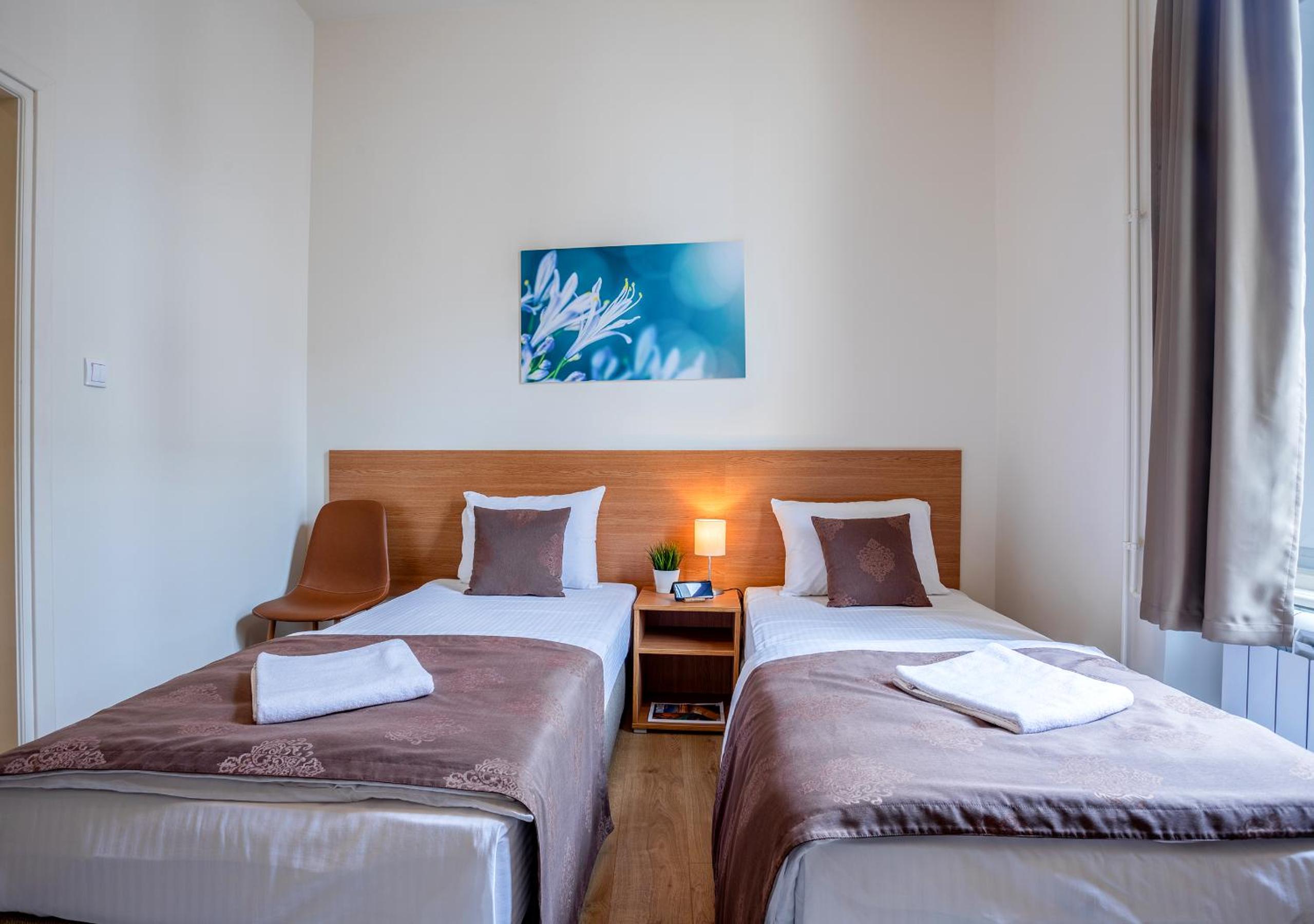 Double or Twin Room with Extra Bed photo 3