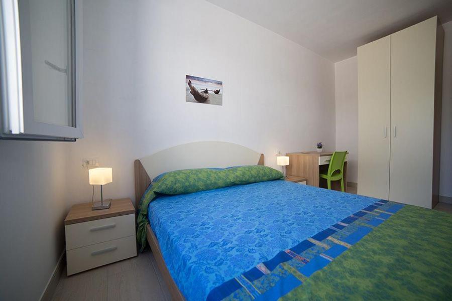 Two-Bedroom House photo 3