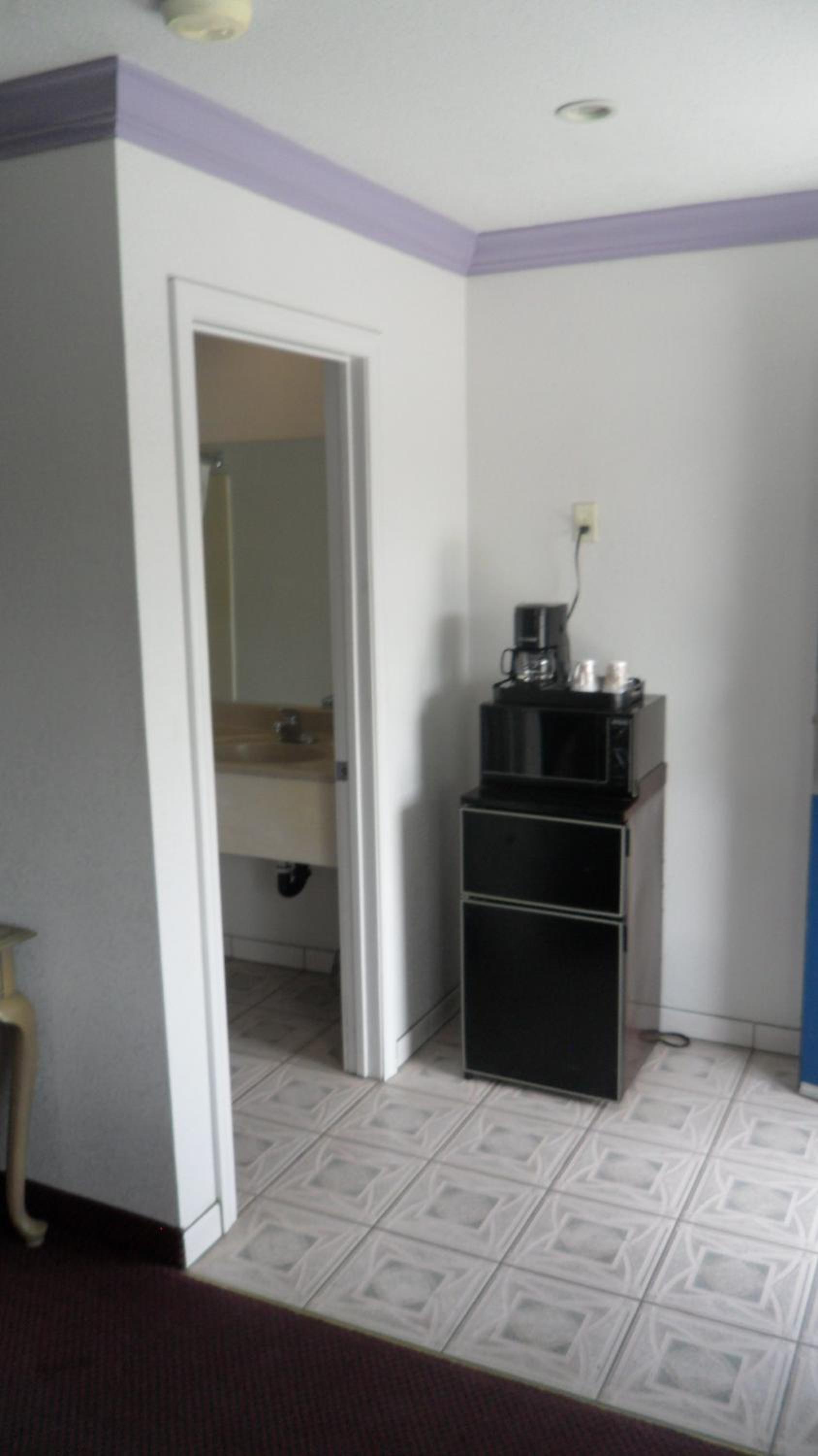 Room with Two Double Beds photo 2