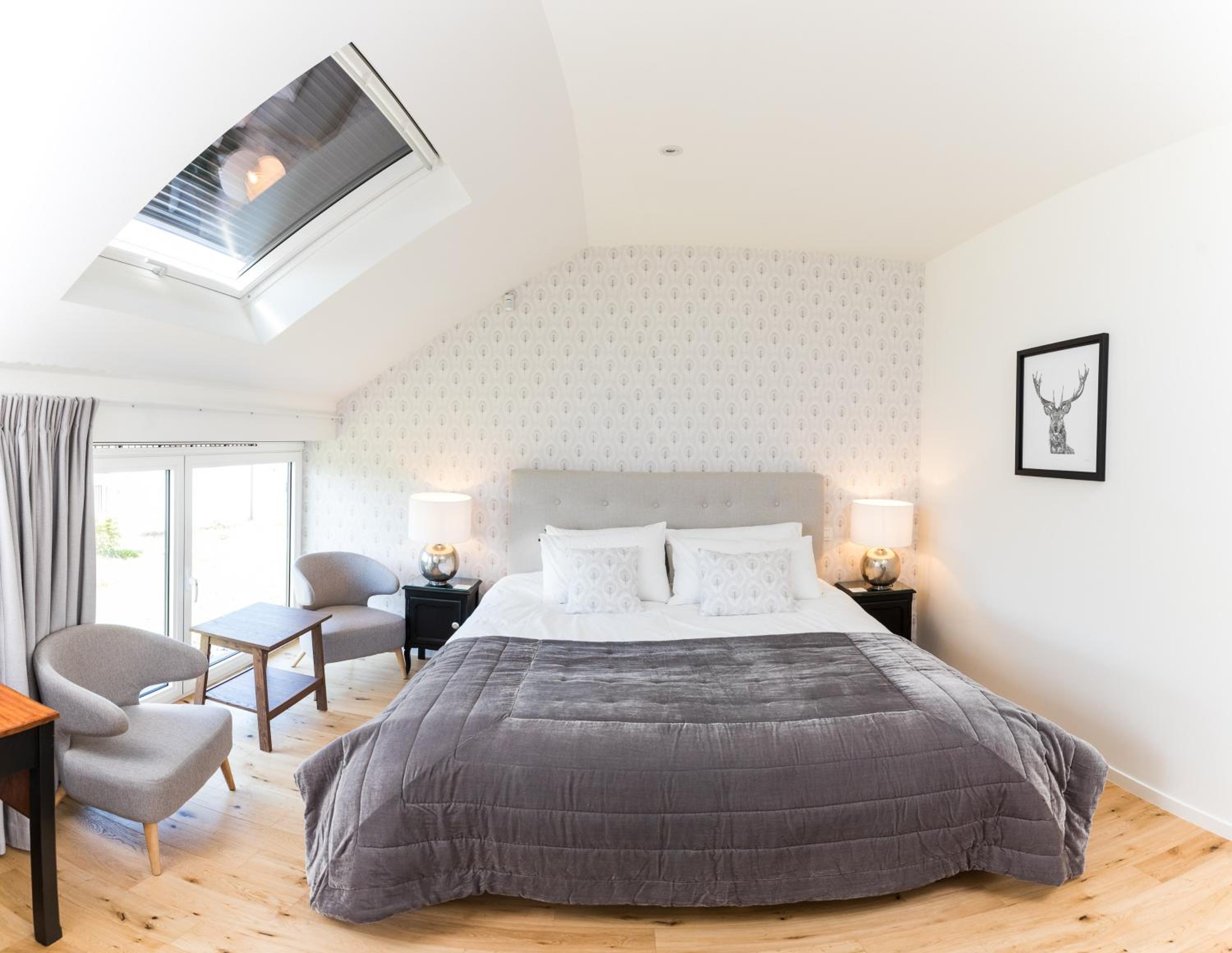 Deluxe Double Room with Shower photo 2