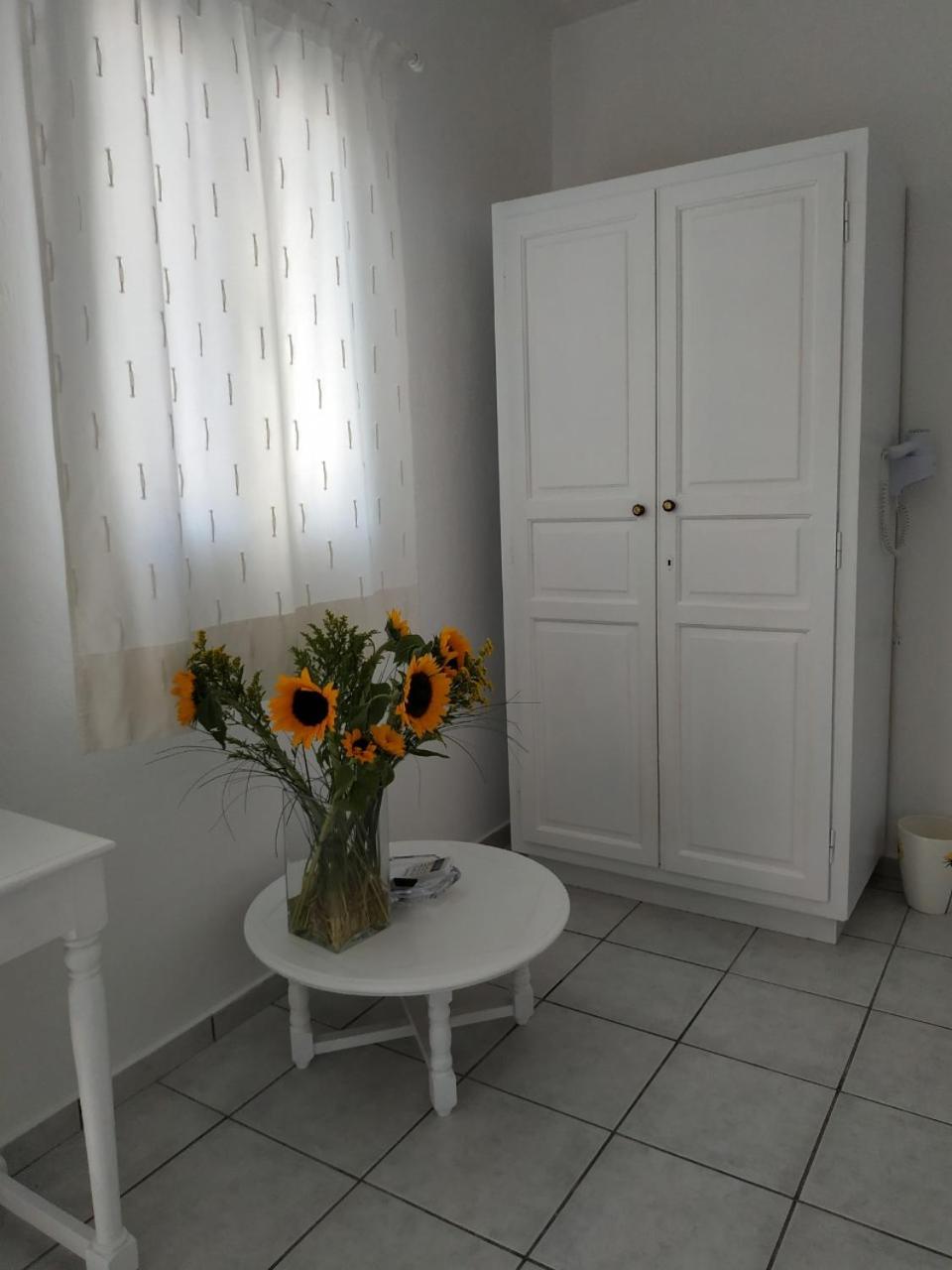 Classic Triple Room photo 2