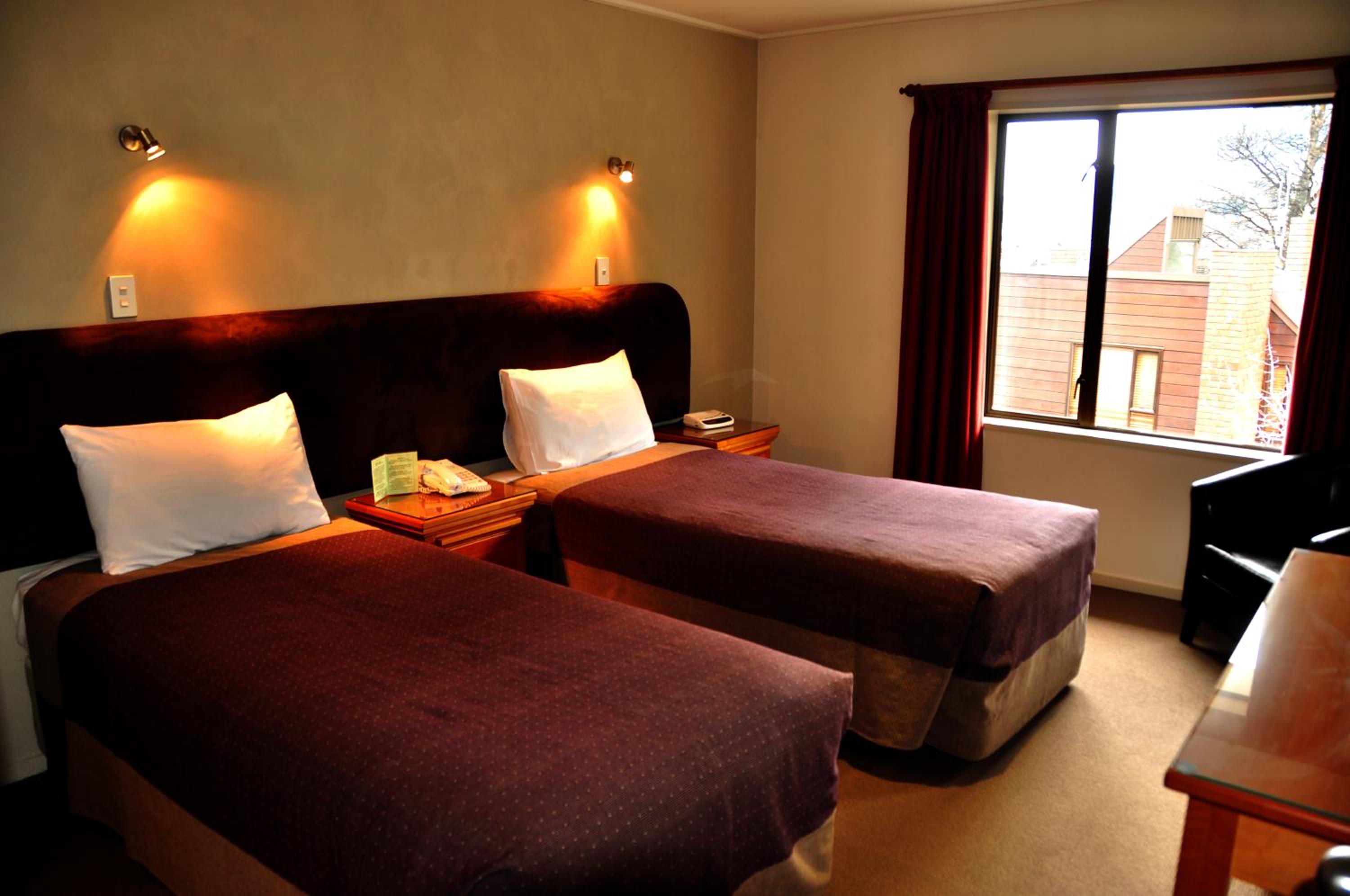 Executive One-Bedroom Apartment - Photo 7