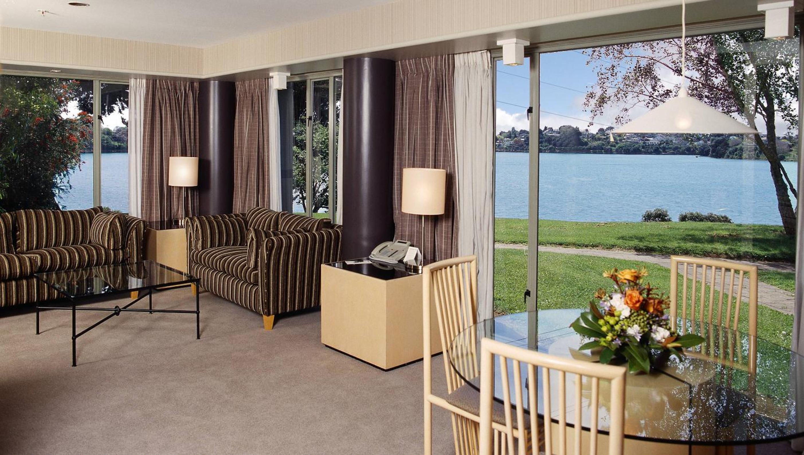 Ambassador Suite - Photo 1