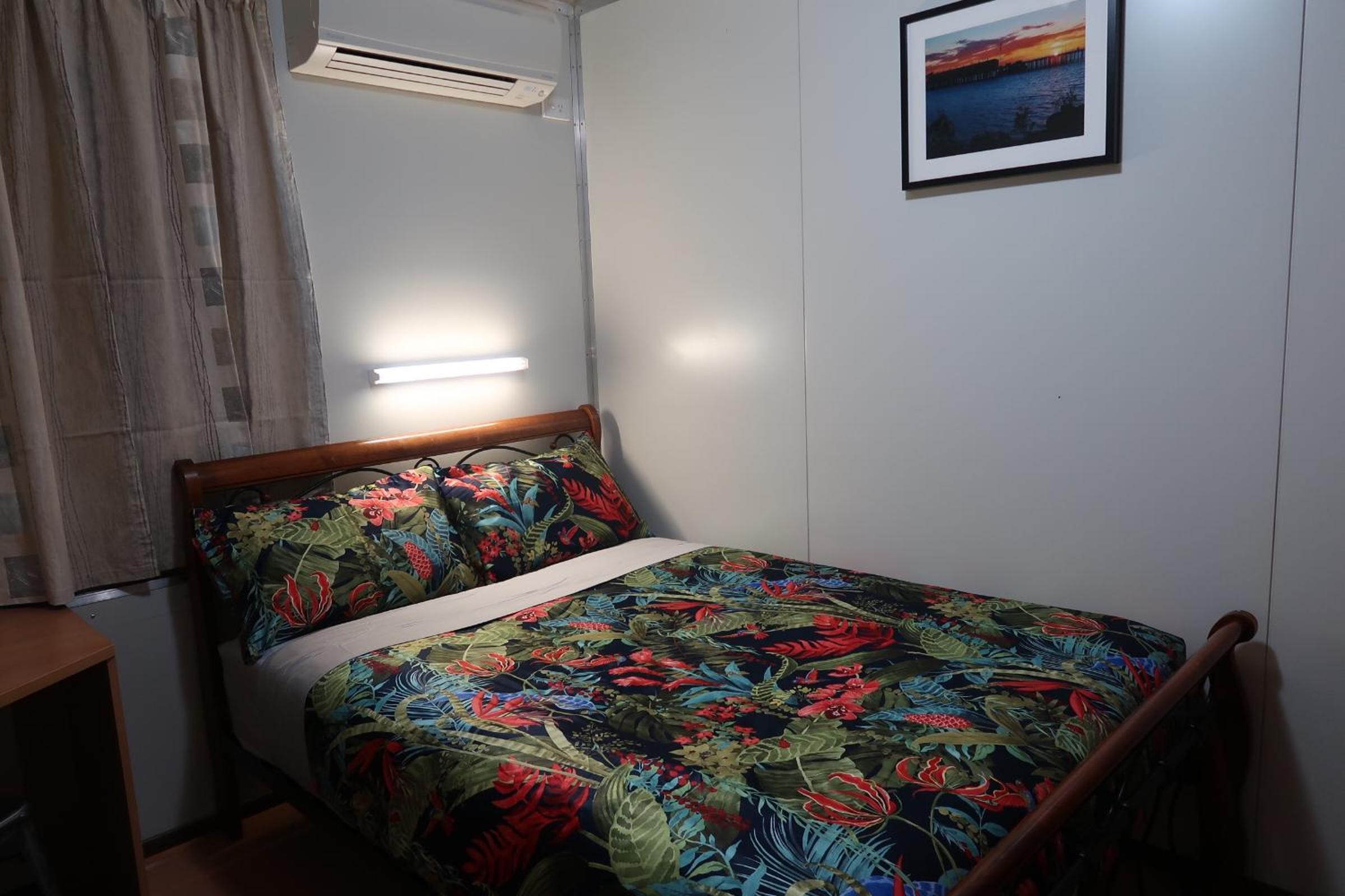 Double Room - Photo 5