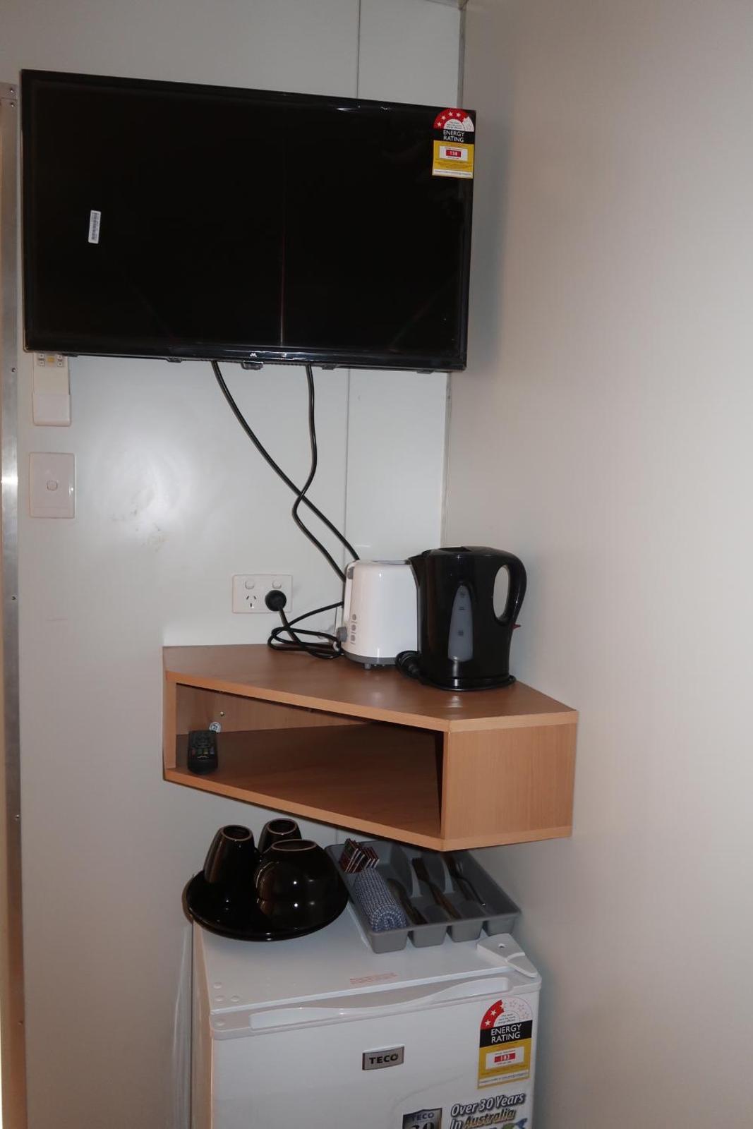 Double Room - Photo 8