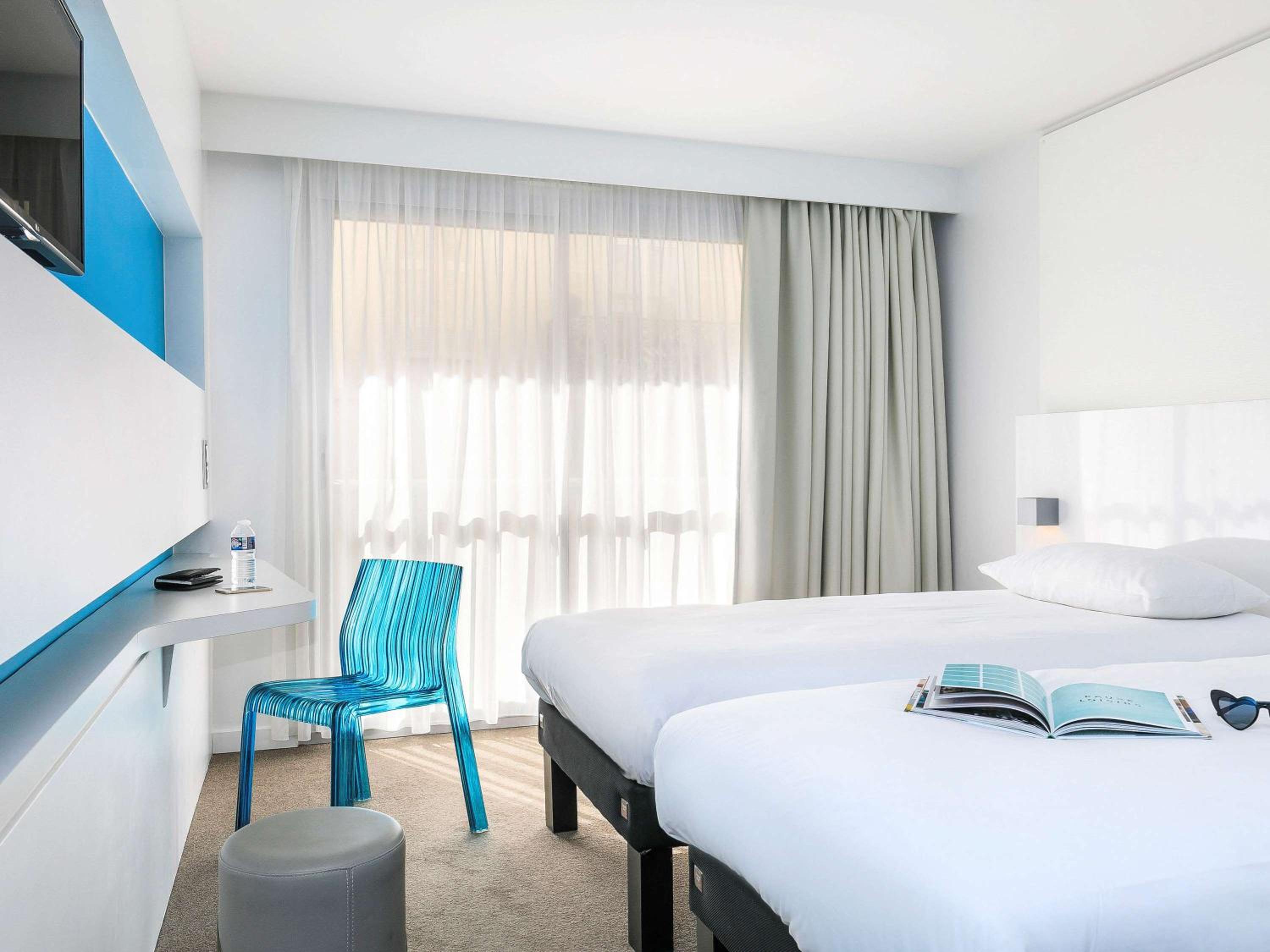 Standard Twin Room - Photo 1