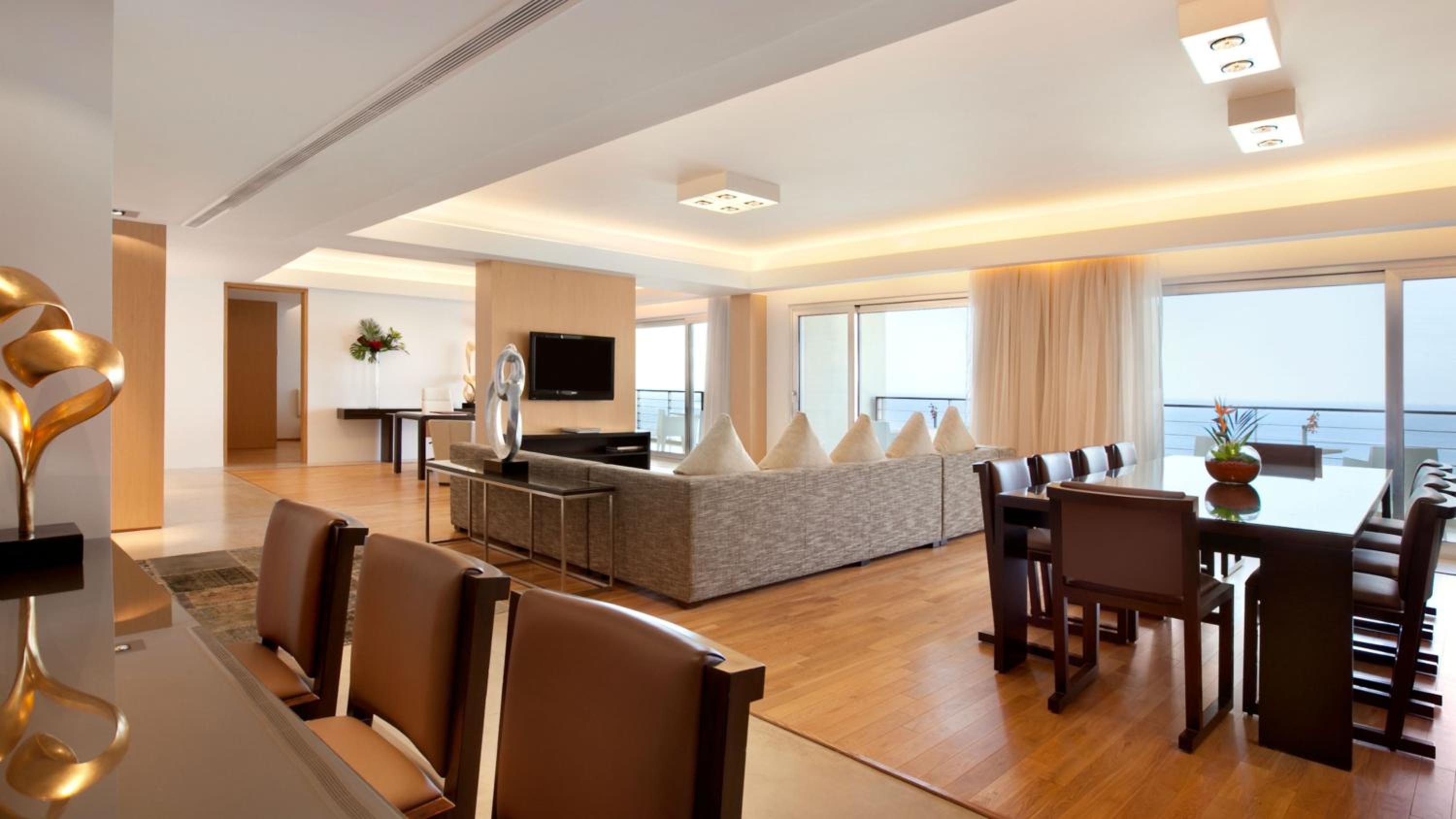 Royal Suite - Photo 16