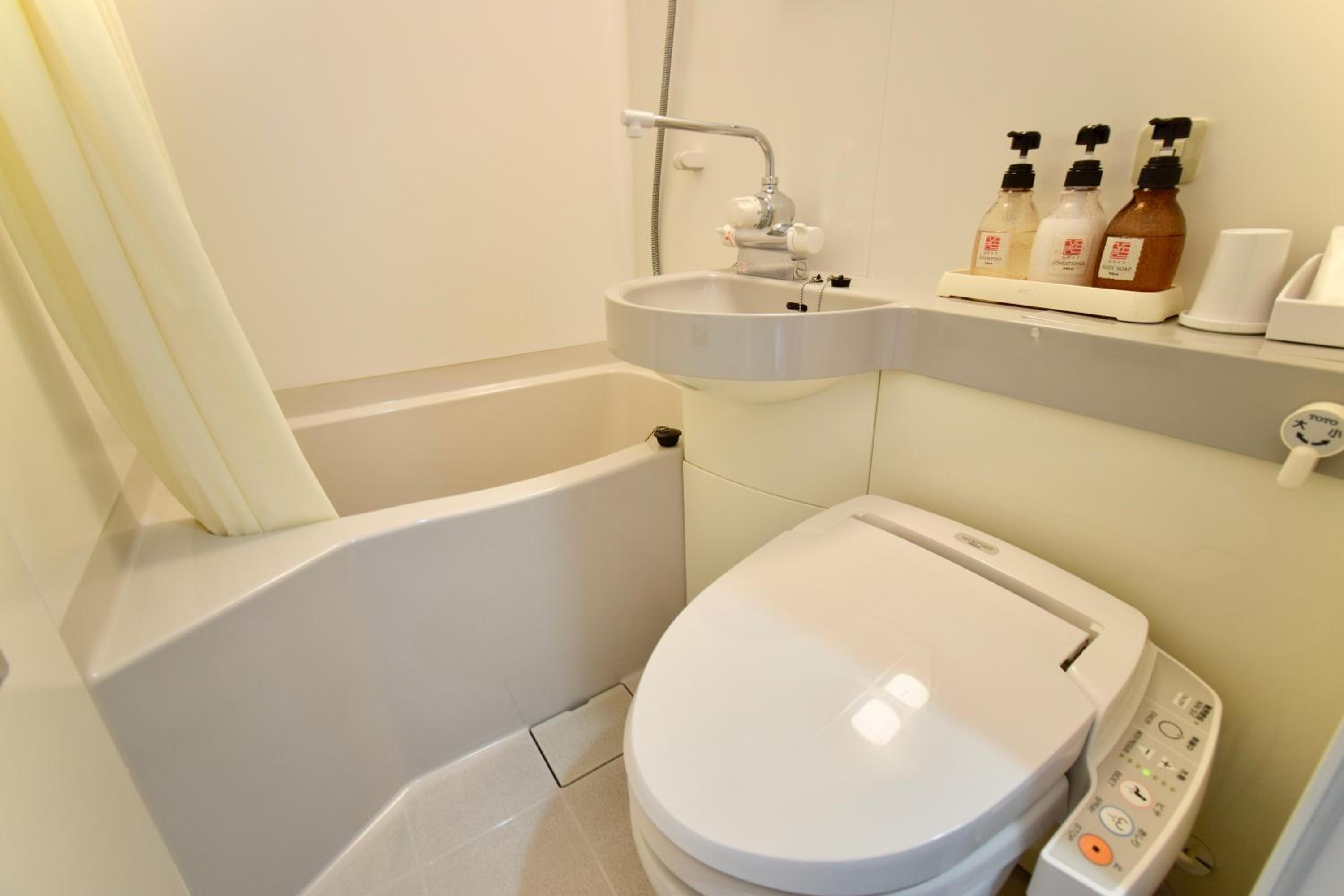 Double Room with Small Double Bed - Non-Smoking - Photo 3