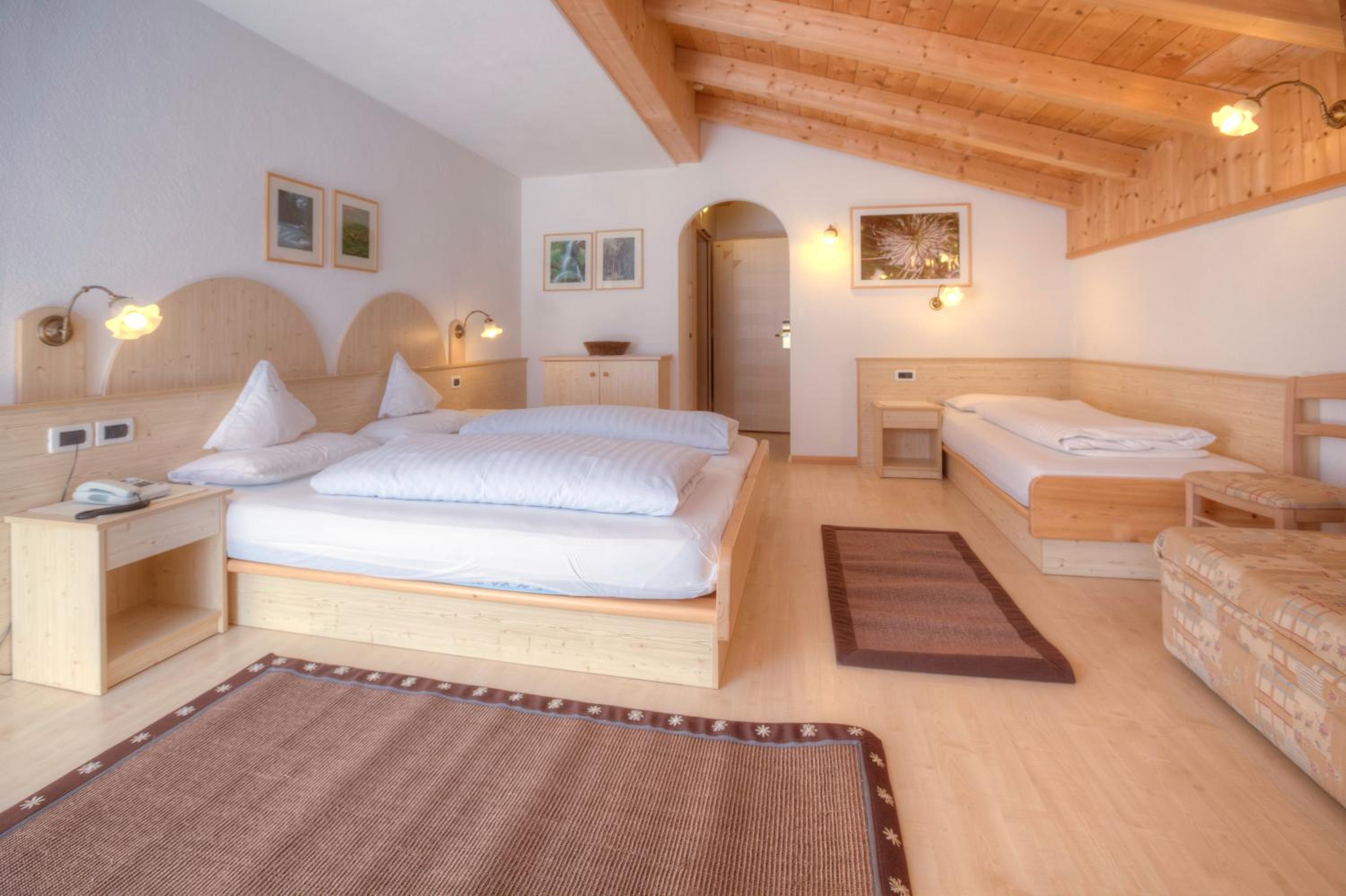 Triple Room with Balcony photo 2
