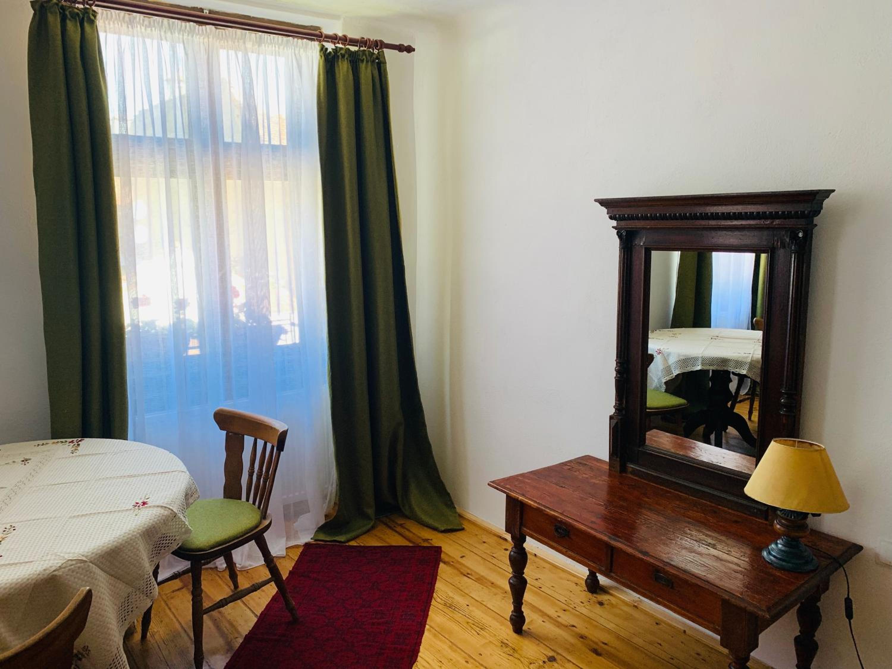 One-Bedroom House - Photo 1
