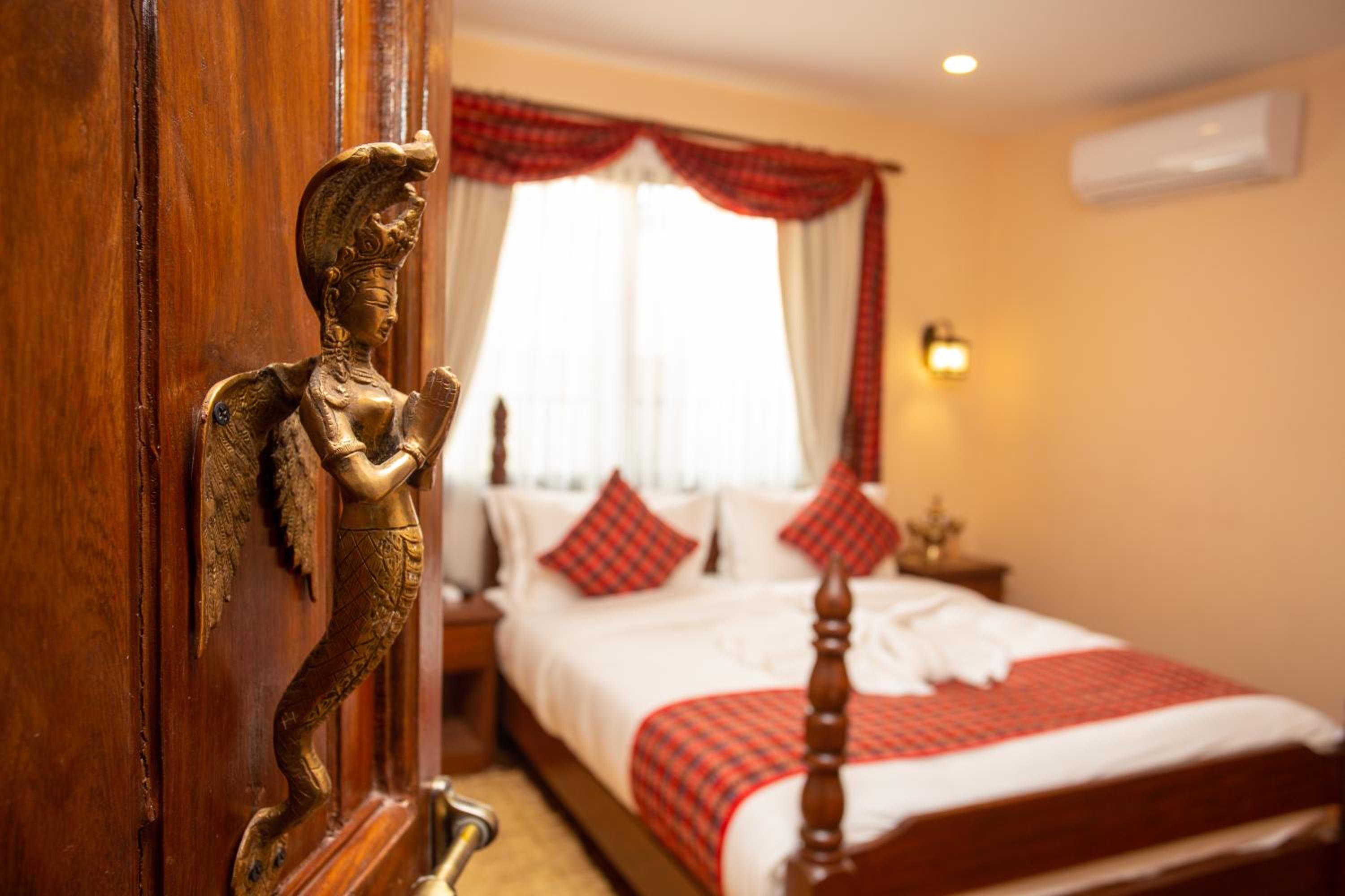 Deluxe Twin Room - 20% off on Food & Beverage, Early check-in & Late check-out by 2 hours photo 3