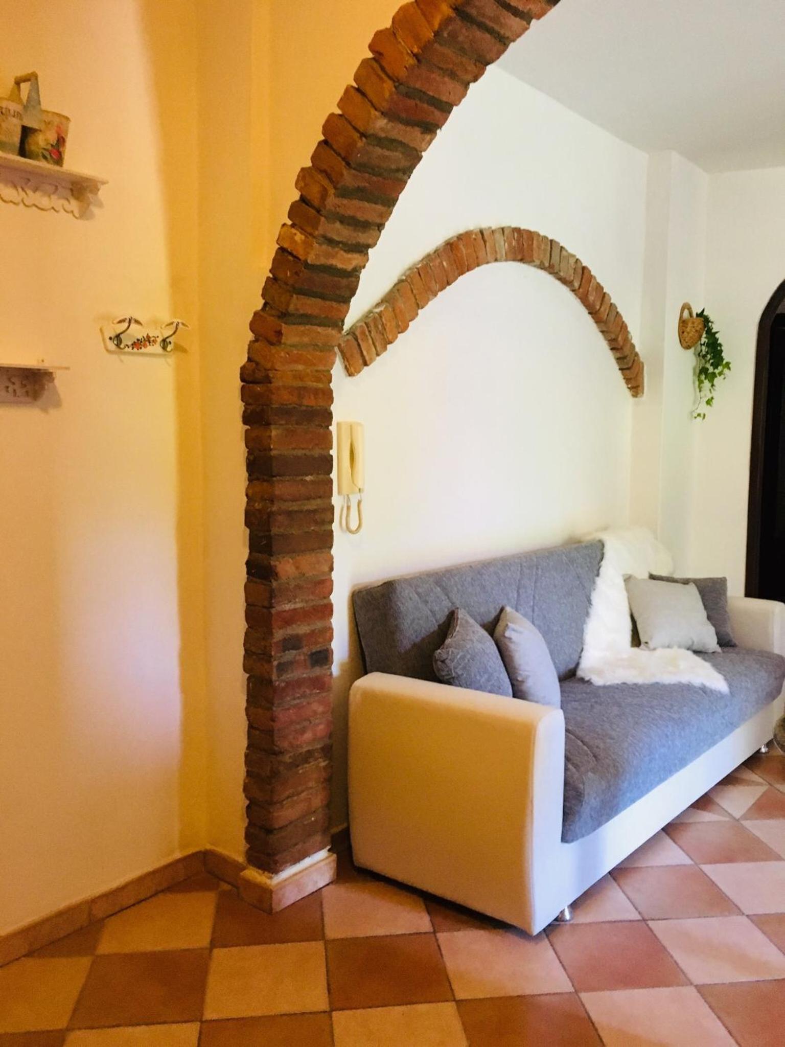 Apartment with Terrace - Photo 22