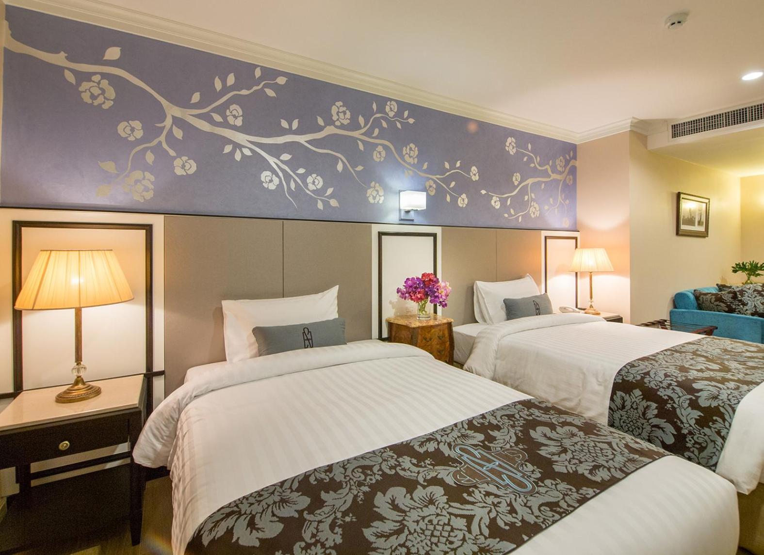 Grand Deluxe Twin Room