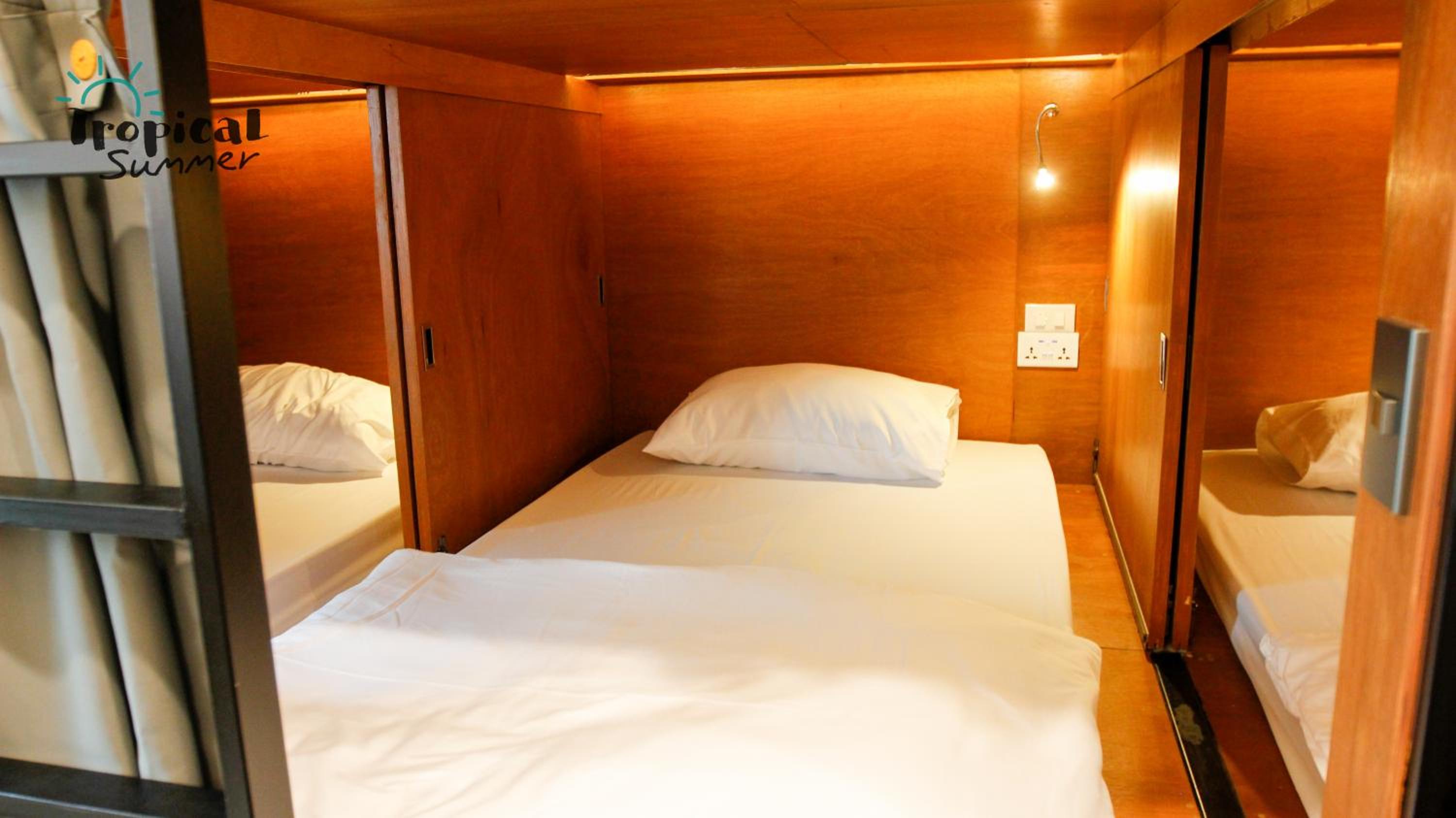 Mixed Dormitory Room photo 1