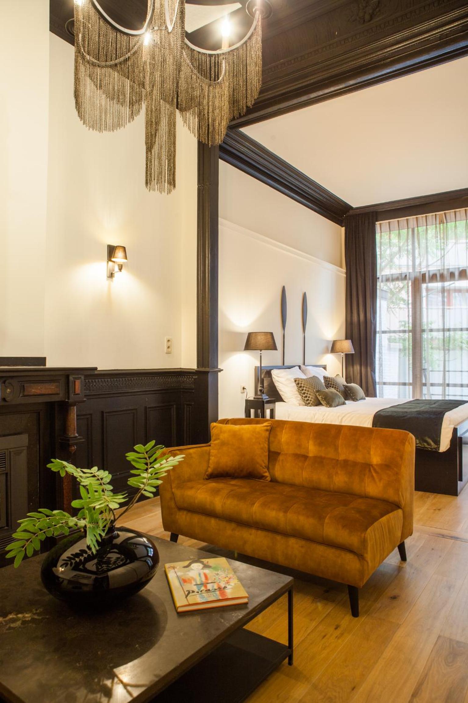 Deluxe Suite - Photo 5