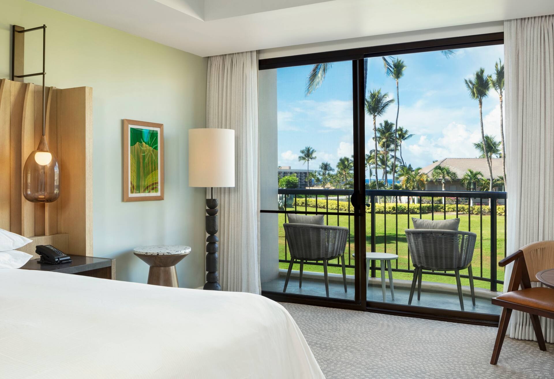 Palace Resort View 1 Bedroom Suite 1 King thumbnail 6