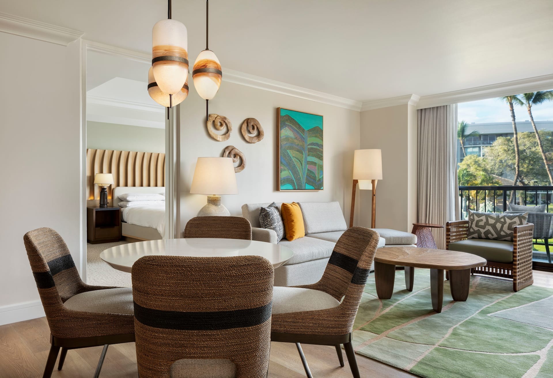 Palace Resort View 1 Bdrm Ste 1k Mob Acc Tub thumbnail 5