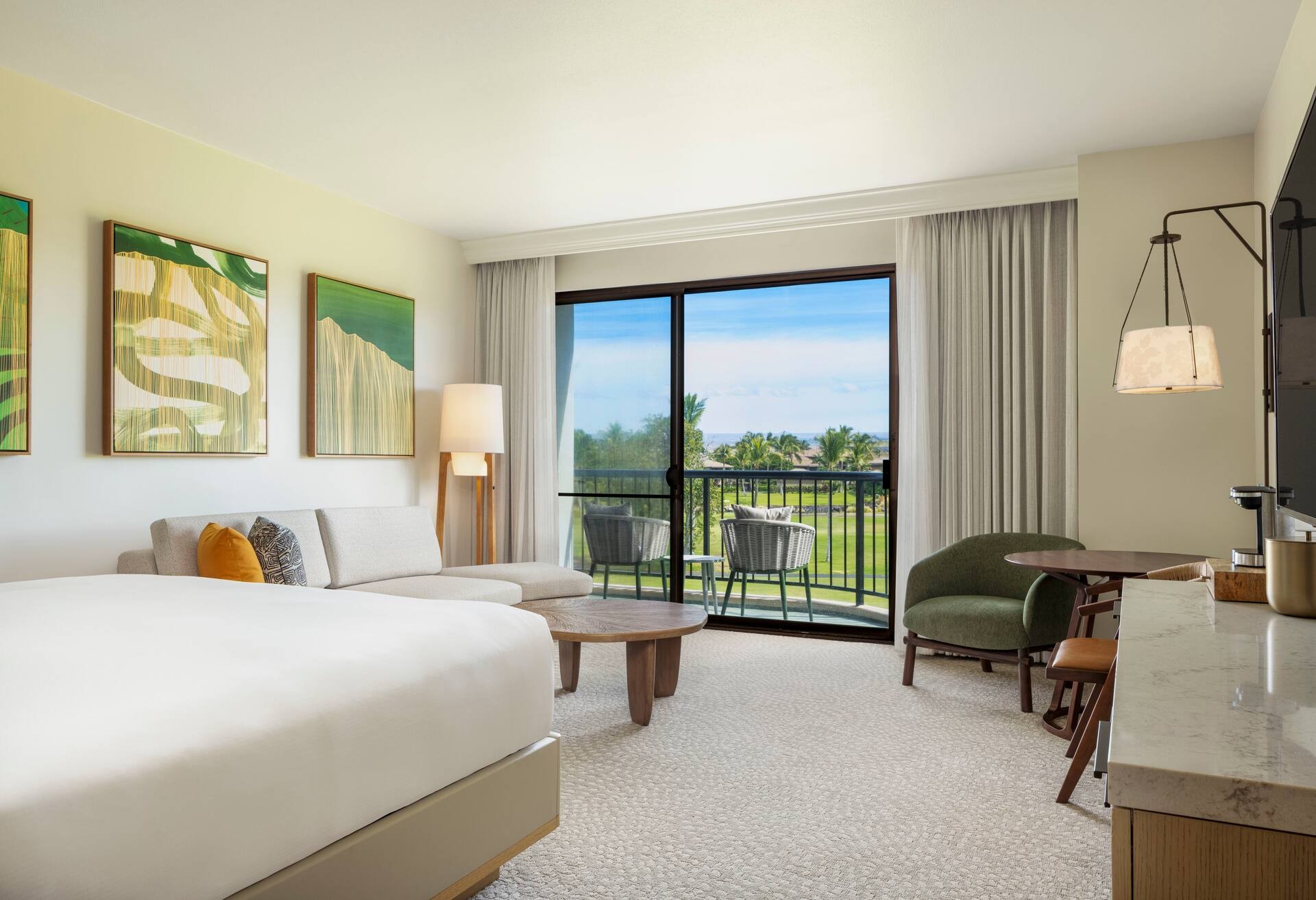Palace Resort View 1 King Bed
