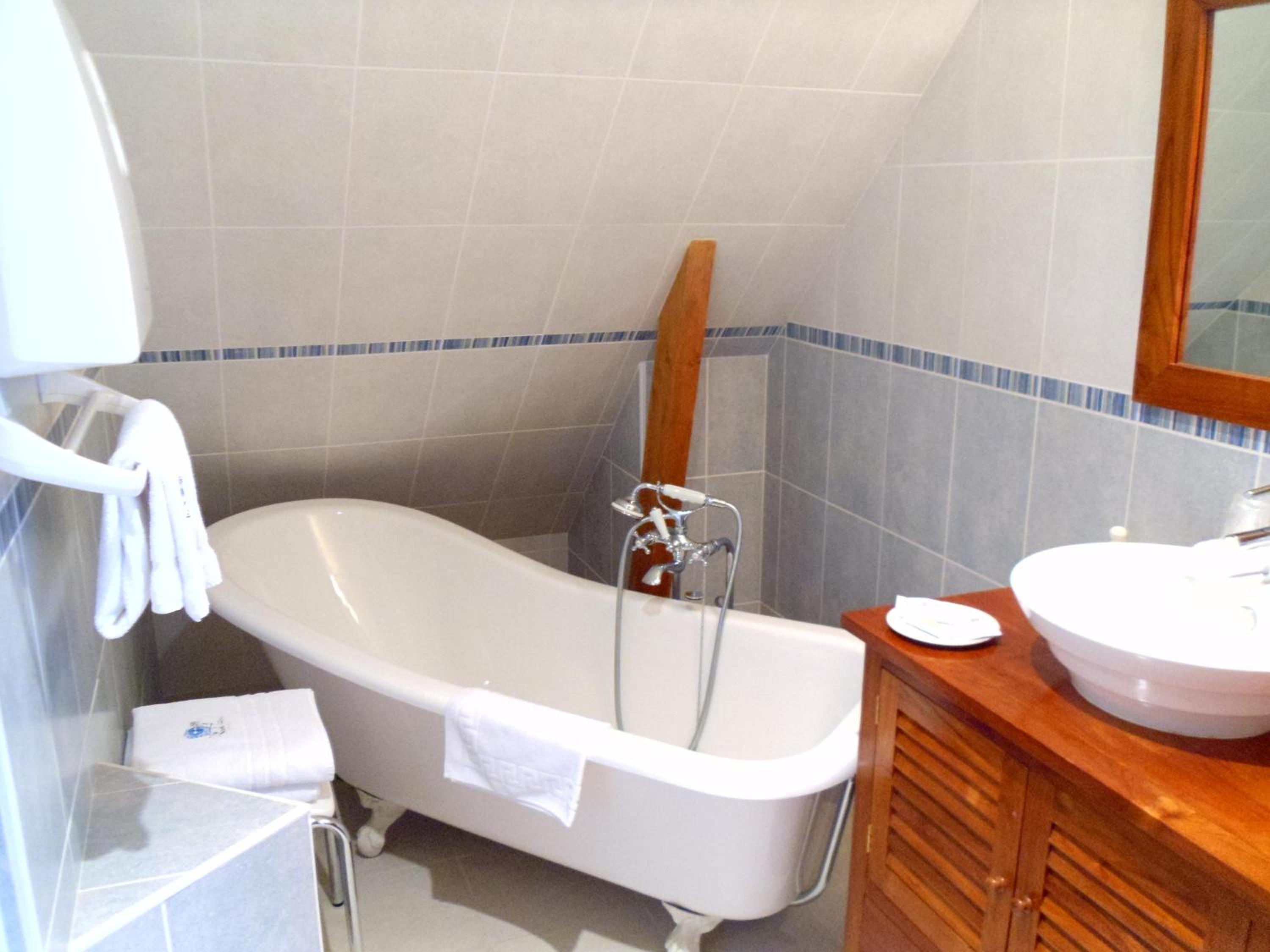 Double Room with Park View - Photo 5