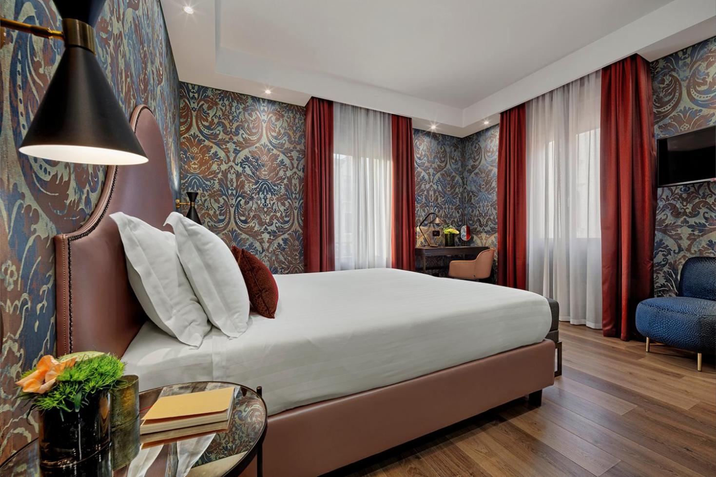 Superior Triple Room with Canal View - Photo 5