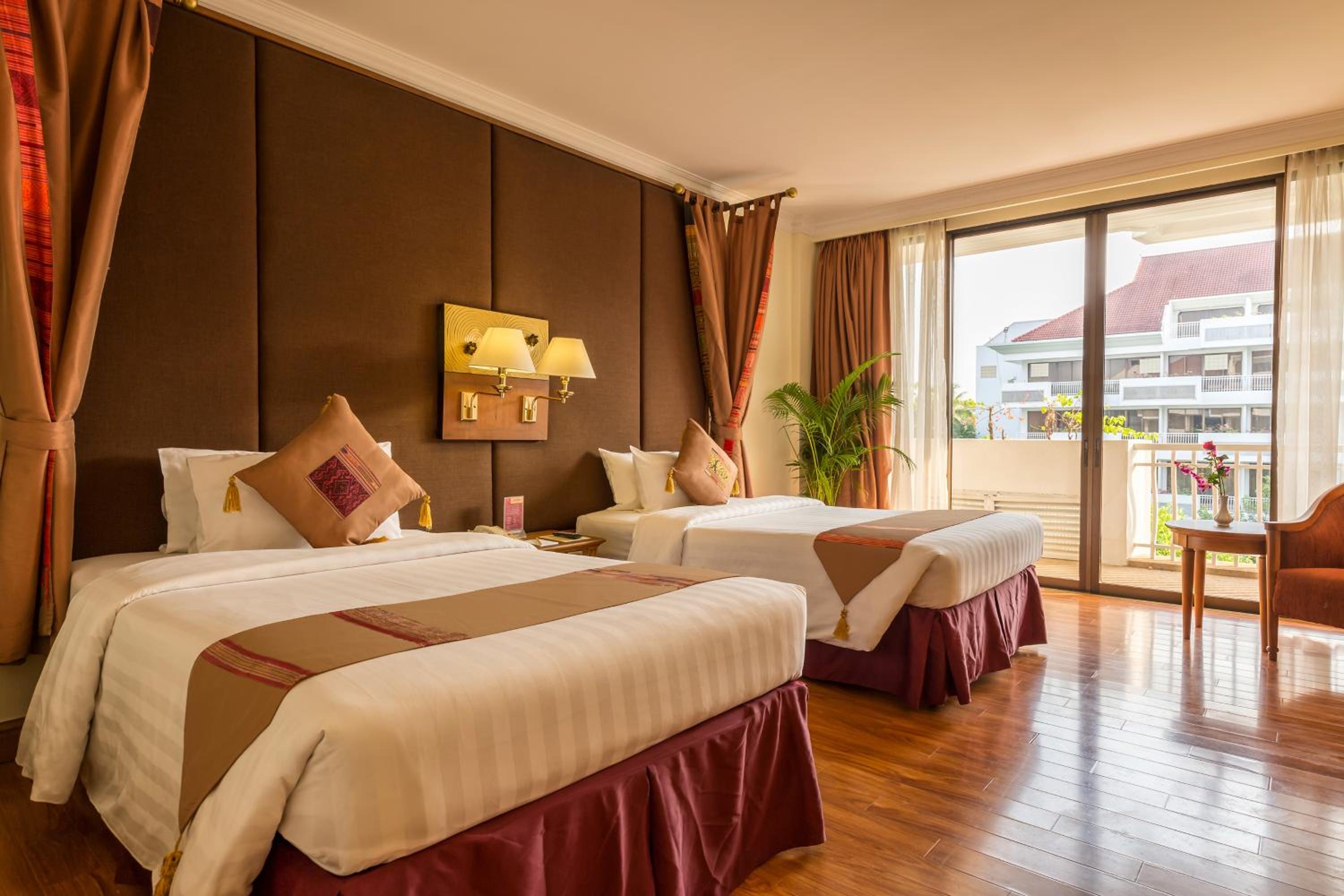 Deluxe Twin Room - Photo 1