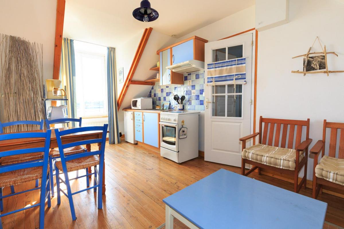 Deluxe Double Room with Sea View - Photo 2