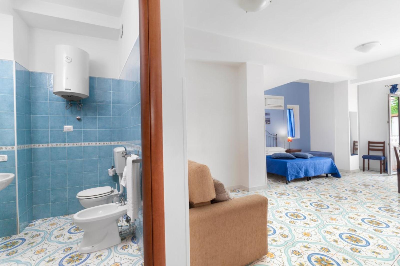 Studio Apartment